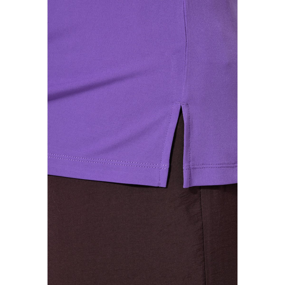 Débardeur à broderies perles. Décolleté V. violet, ULLA POPKEN