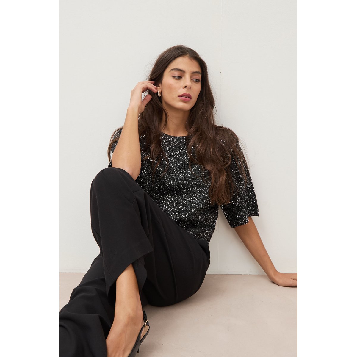 Pull manches courtes col rond brillant noir, BONOBO