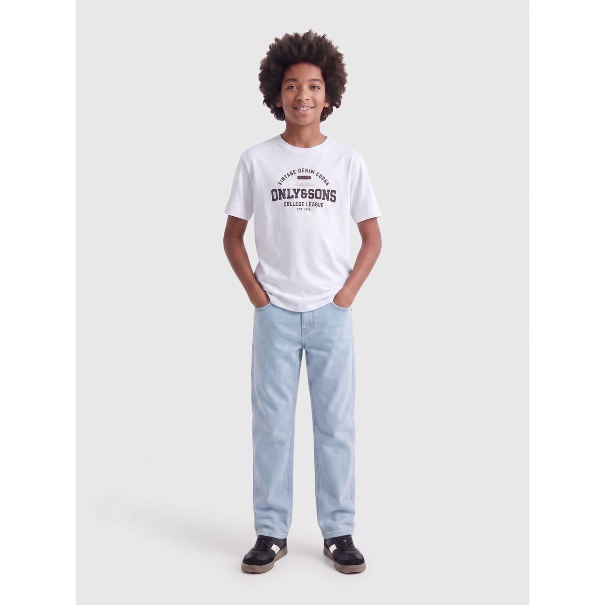 Coupe Regular light blue bleached denim, ONLY & SONS JUNIOR