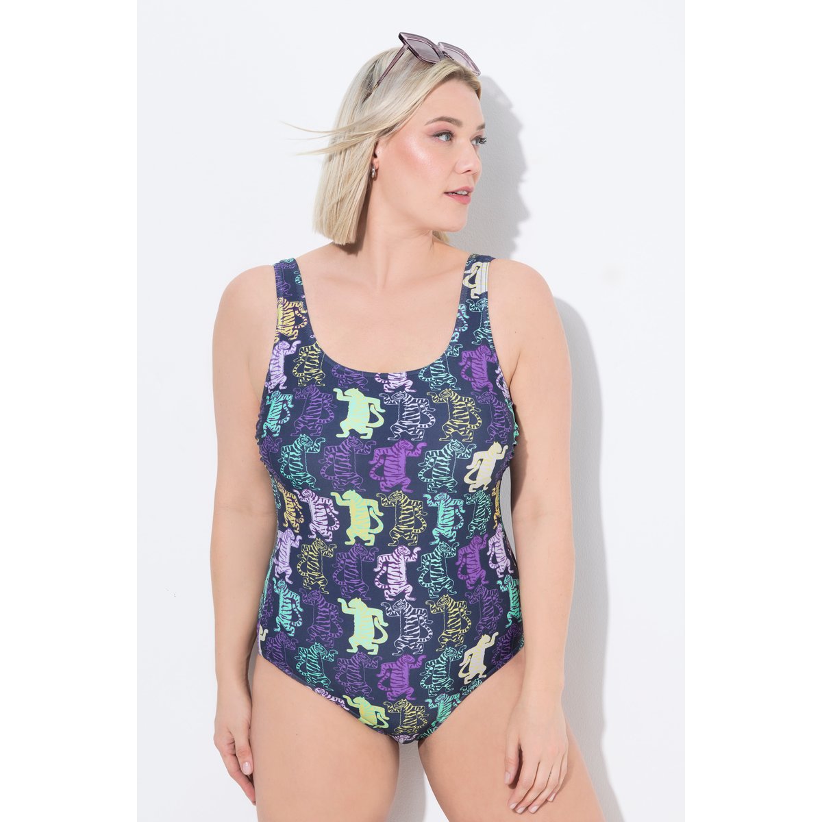 Maillot de bain sans bonnets souples. Motif pétrole foncé, ULLA POPKEN