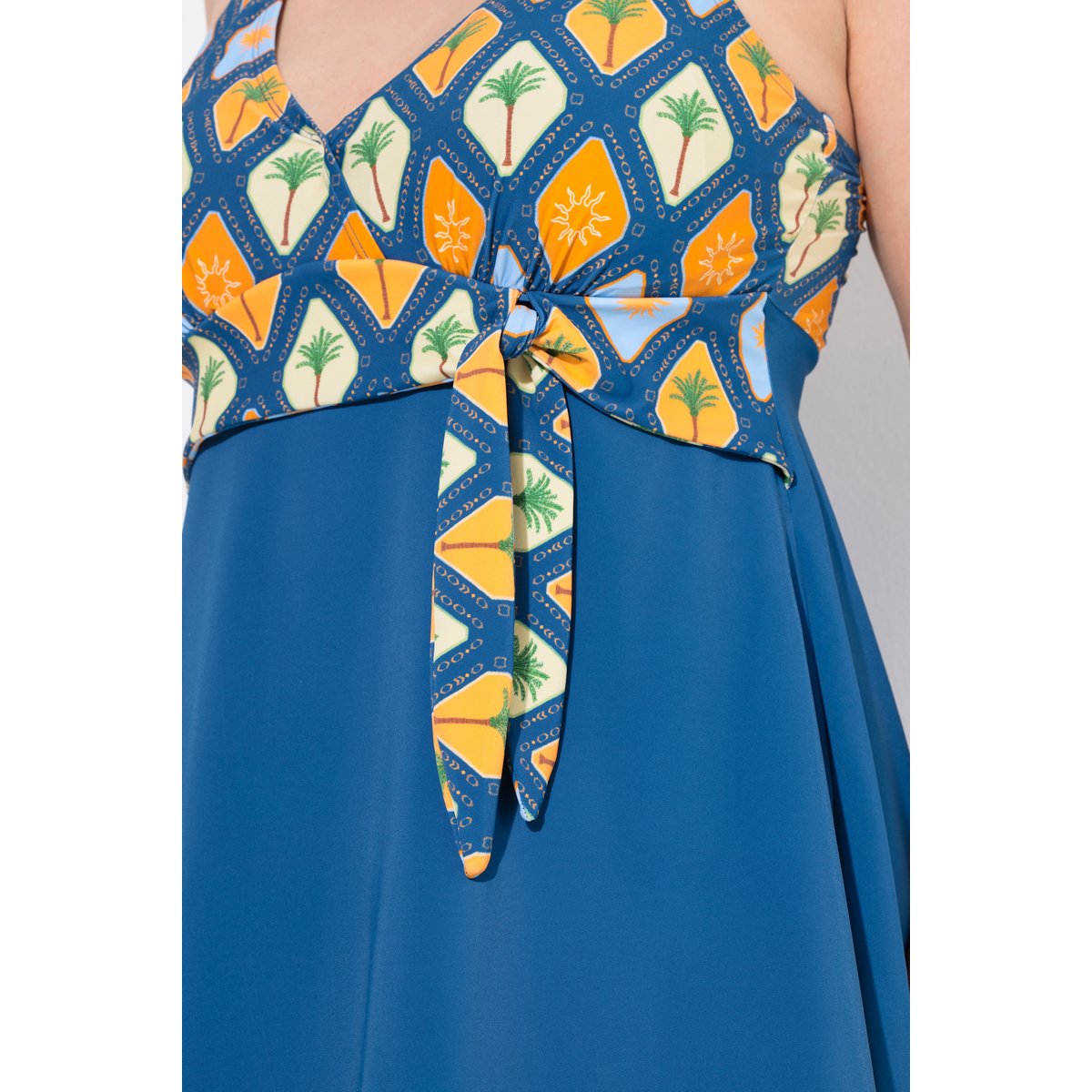 Robe de bain à bonnets souples. Bretelles baleine bleu, ULLA POPKEN