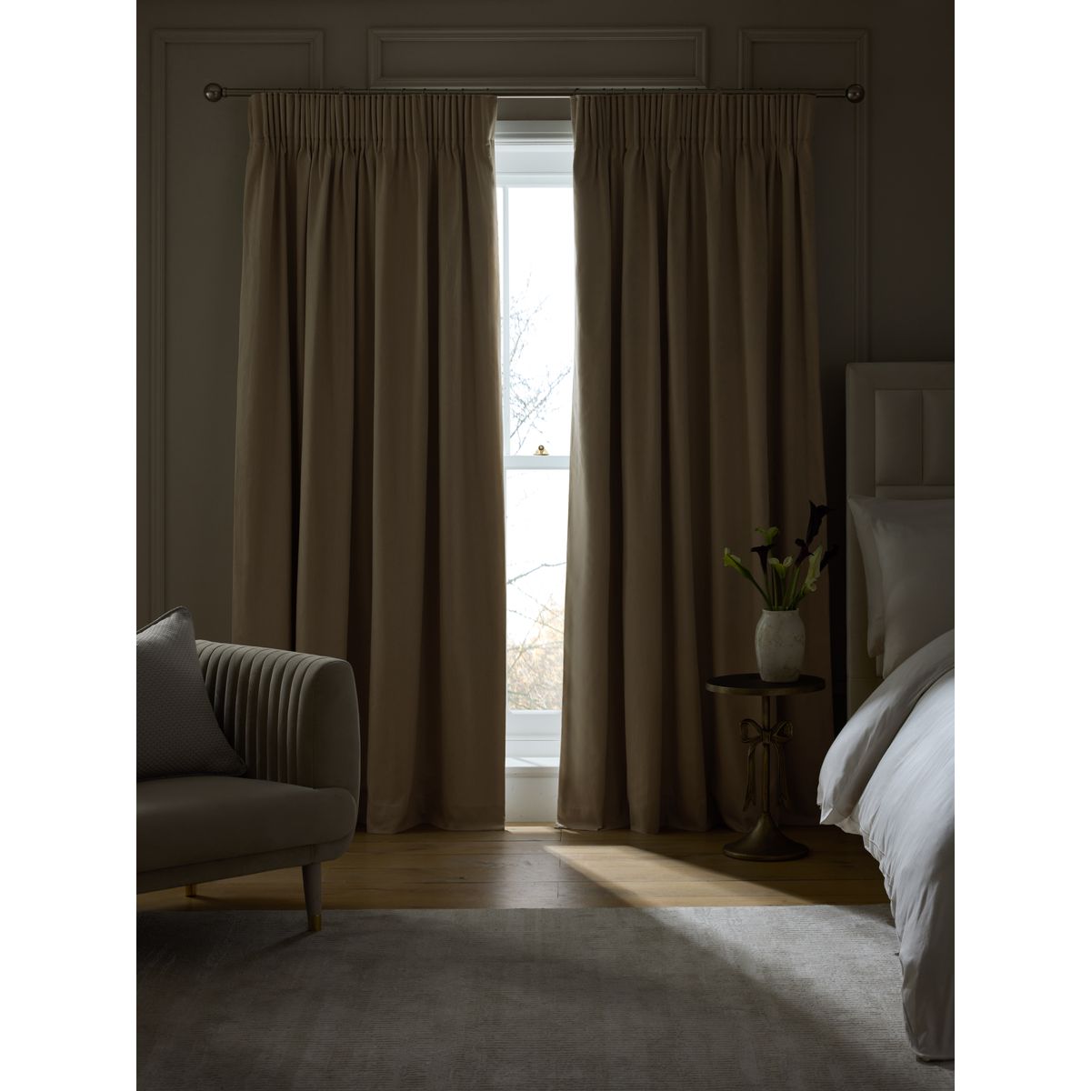 Rideaux occultants/isolants en satin premium couleur pierre naturelle, NEXT