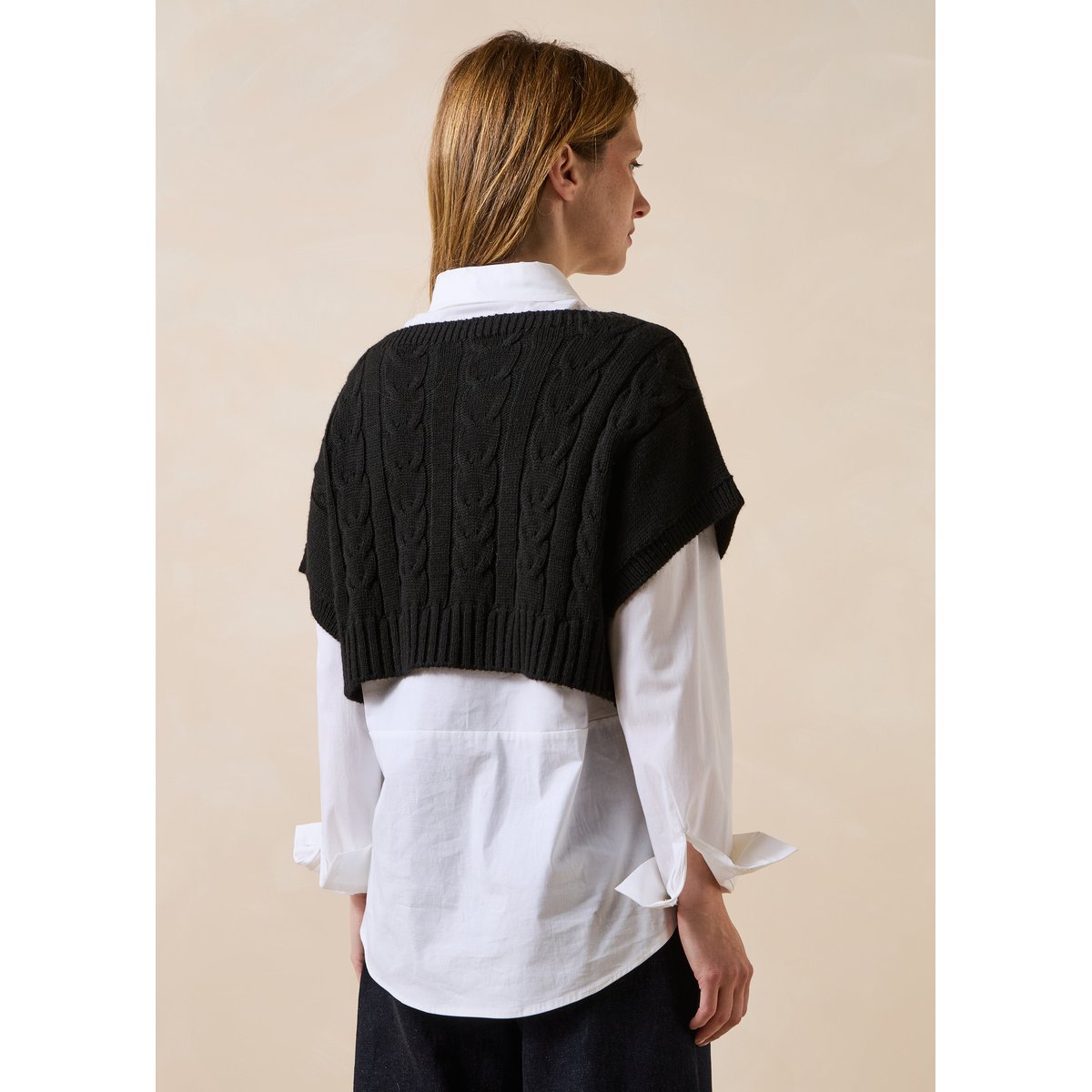Pull court manches courtes noir, LA FEE MARABOUTEE