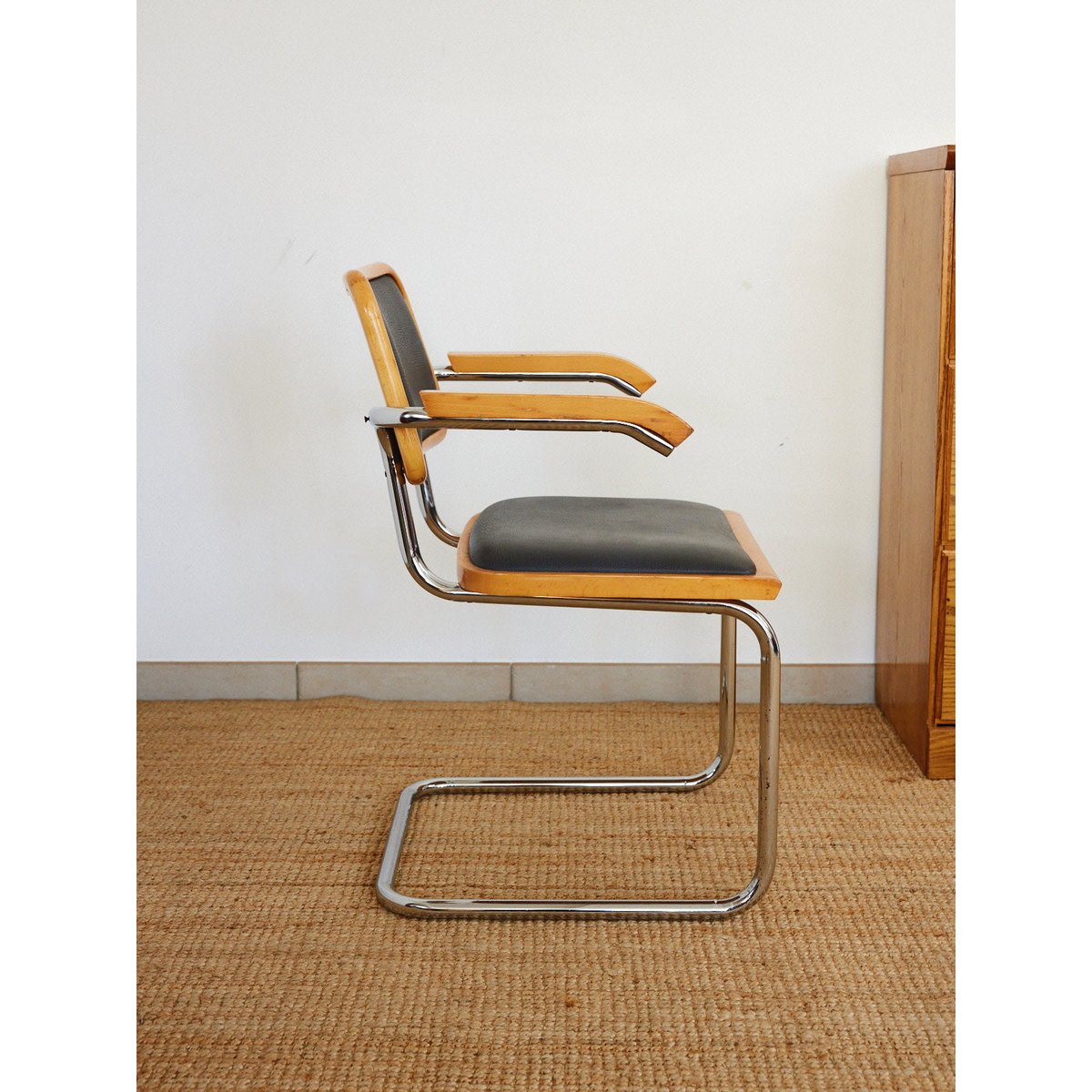 Fauteuil de bureau en bois Jakob N°1449 - Bon état bois clair, DEBONGOUT