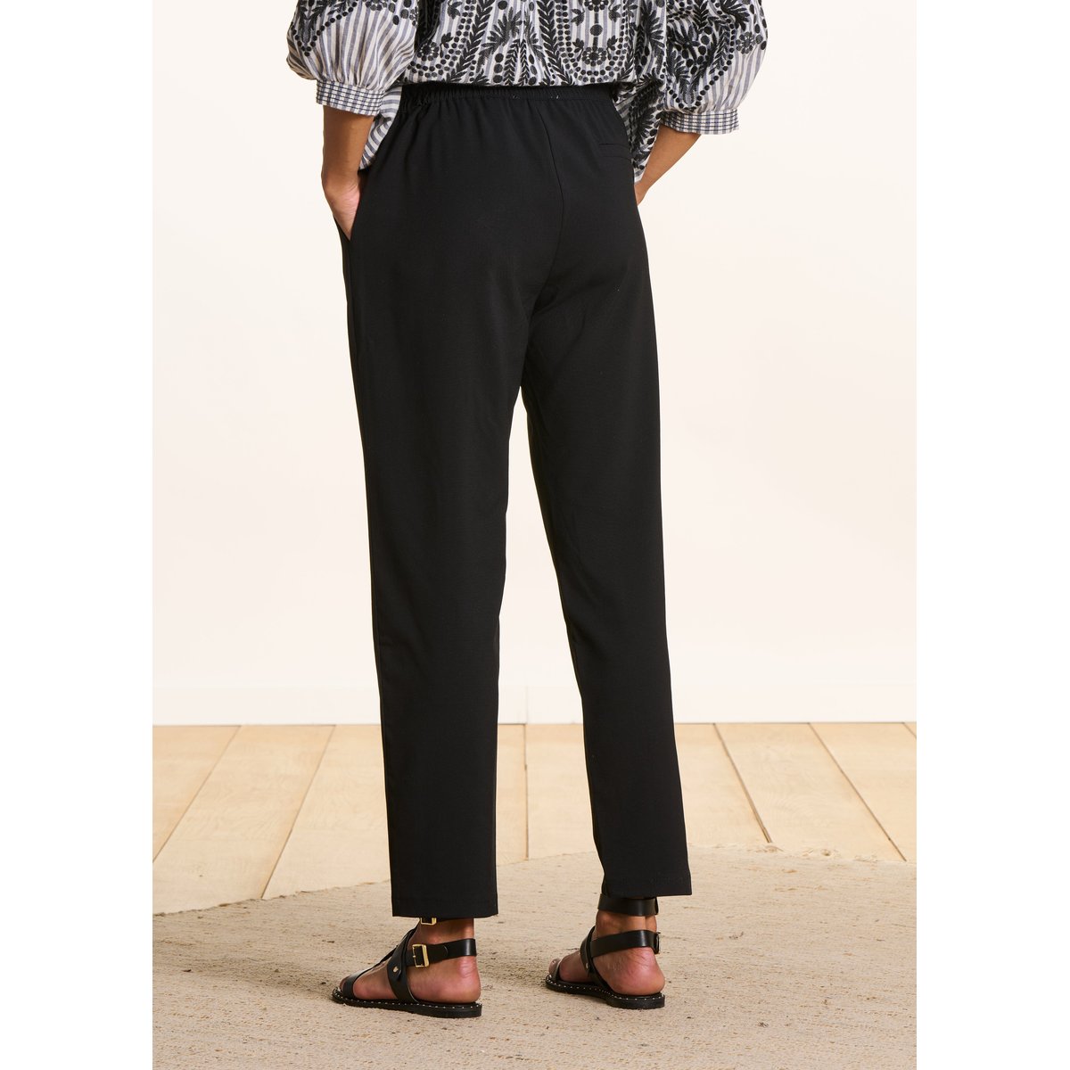 Pantalon coupe carotte noir, LA FEE MARABOUTEE