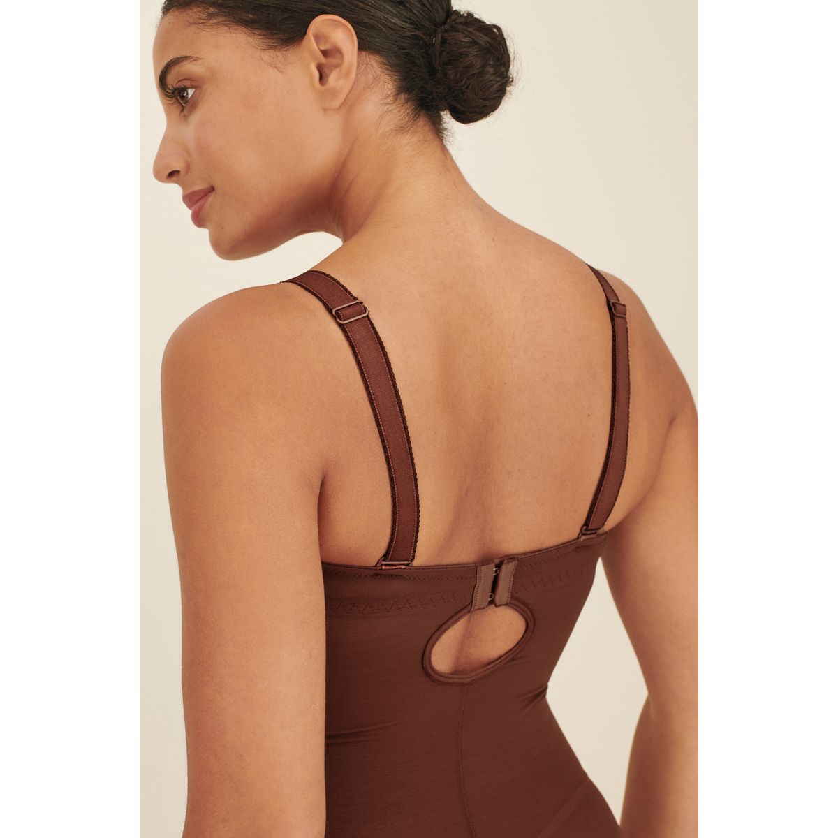 Nuisette À Effet Gainant Avec Bonnets Moulés marron chocolat, NEXT