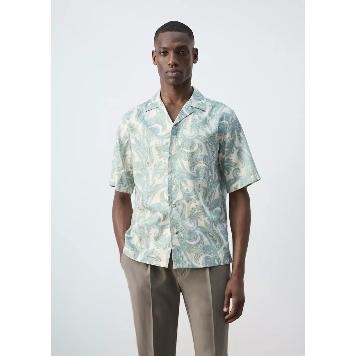 Chemise coton imprimée col bowling vert pastel, MANGO MAN