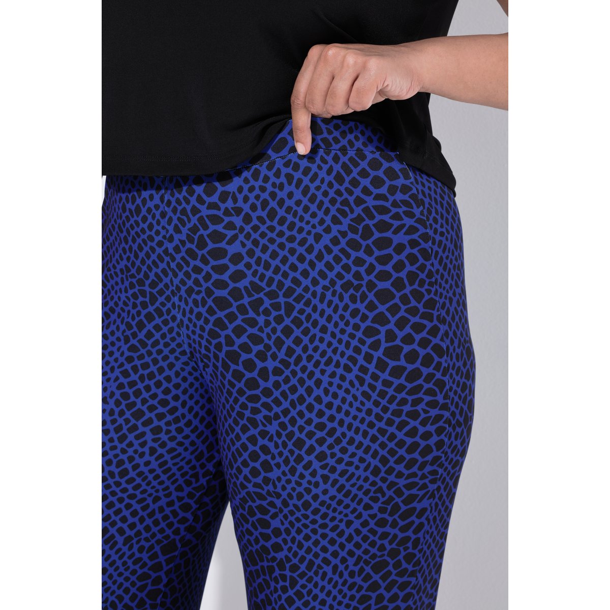 Pantalon en jersey, motif peau de serpent noir, ULLA POPKEN