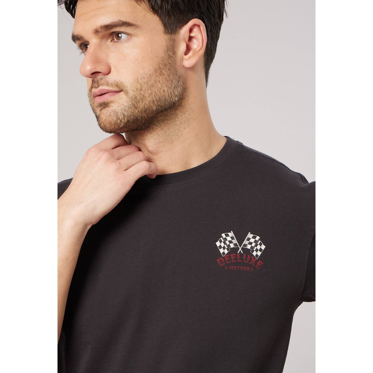 T-shirt regular homme en 100% coton jersey imprimé crâne racing  FINALLY charcoal, DEELUXE