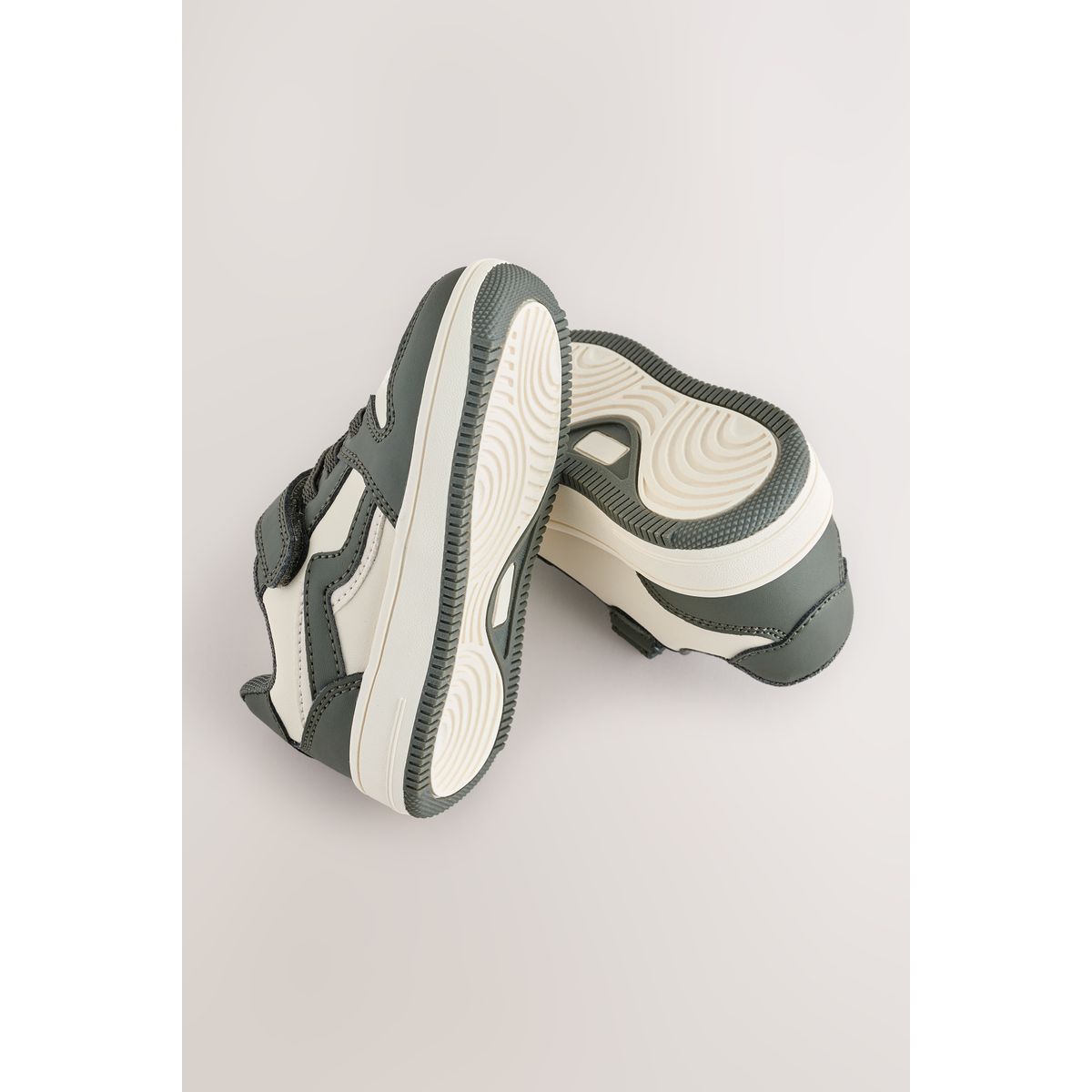 Baskets élastiques à lacets et scratch vert kaki, NEXT