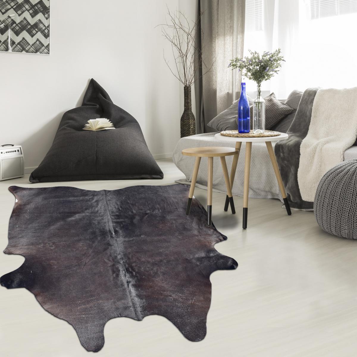 Tapis peau de vache kilm fait à la main noir, UN AMOUR DE TAPIS