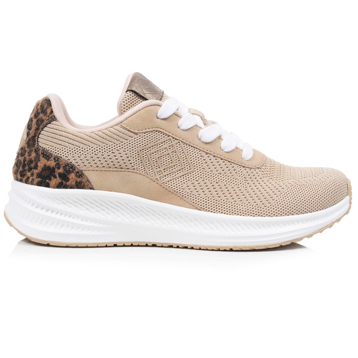 Baskets beige, ISOTONER