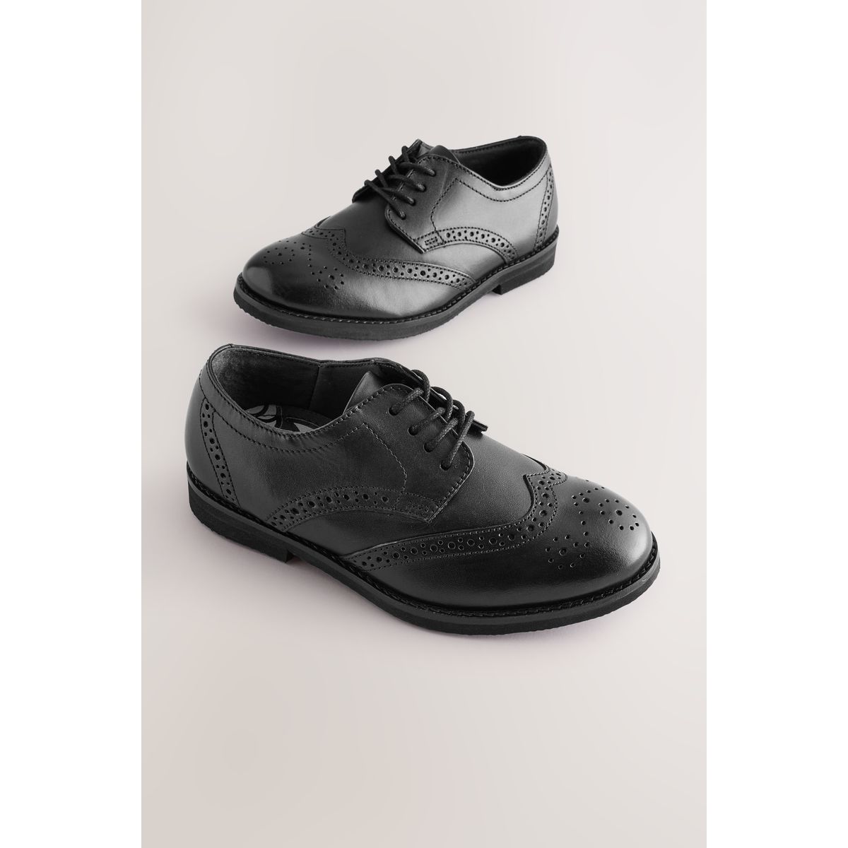 Chaussures richelieu élégantes large noir1, NEXT