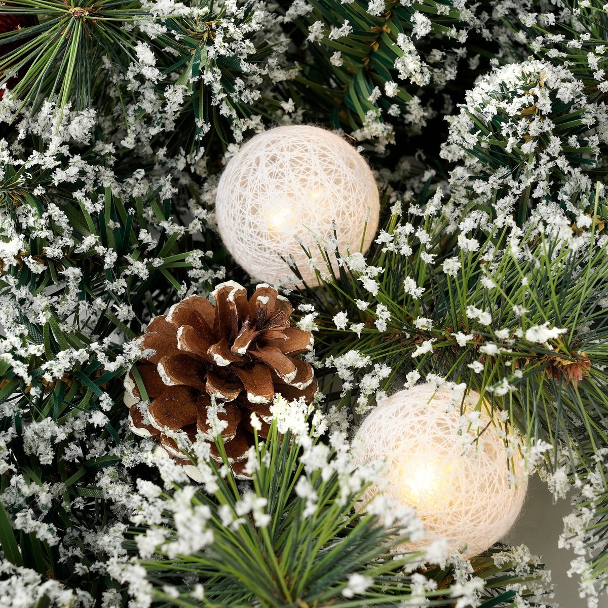 Couronne de Noël Ø60 cm KAPRUN vert, BLACK BOX TREES