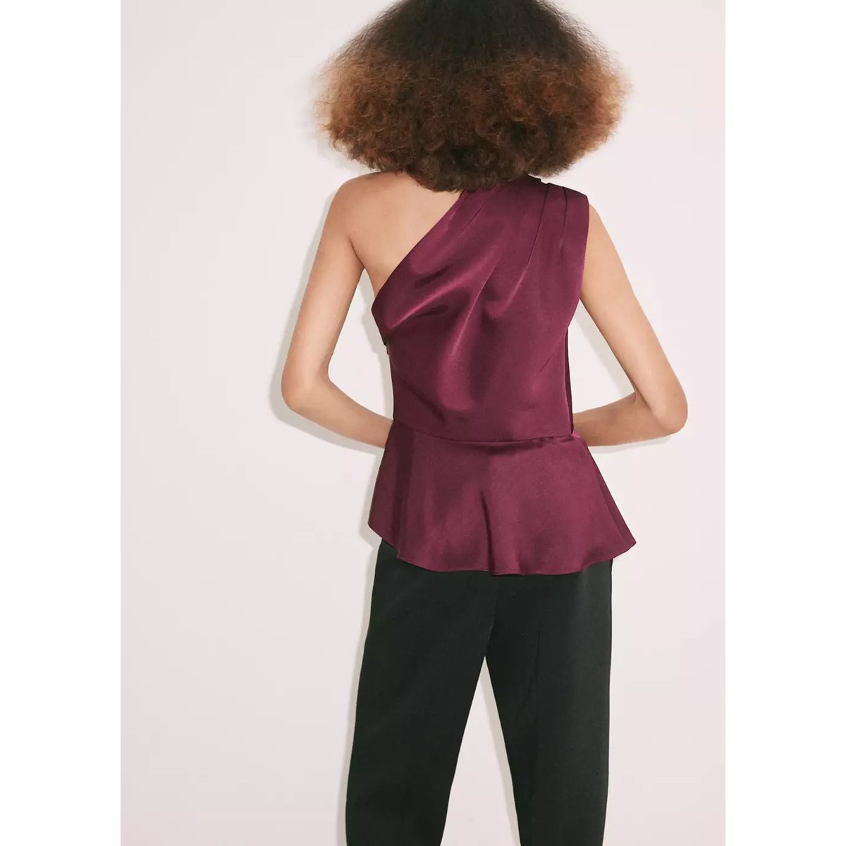 Blouse satinée à basque peplum bordeaux, MANGO