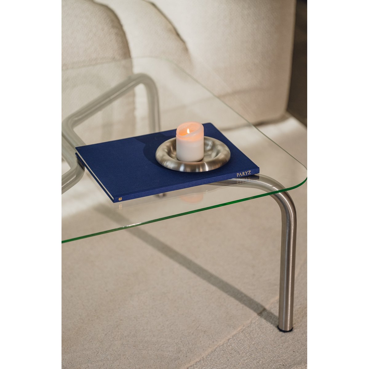 Table basse en acier brossé avec plateau en verre UKU acier &verre, NOO.MA