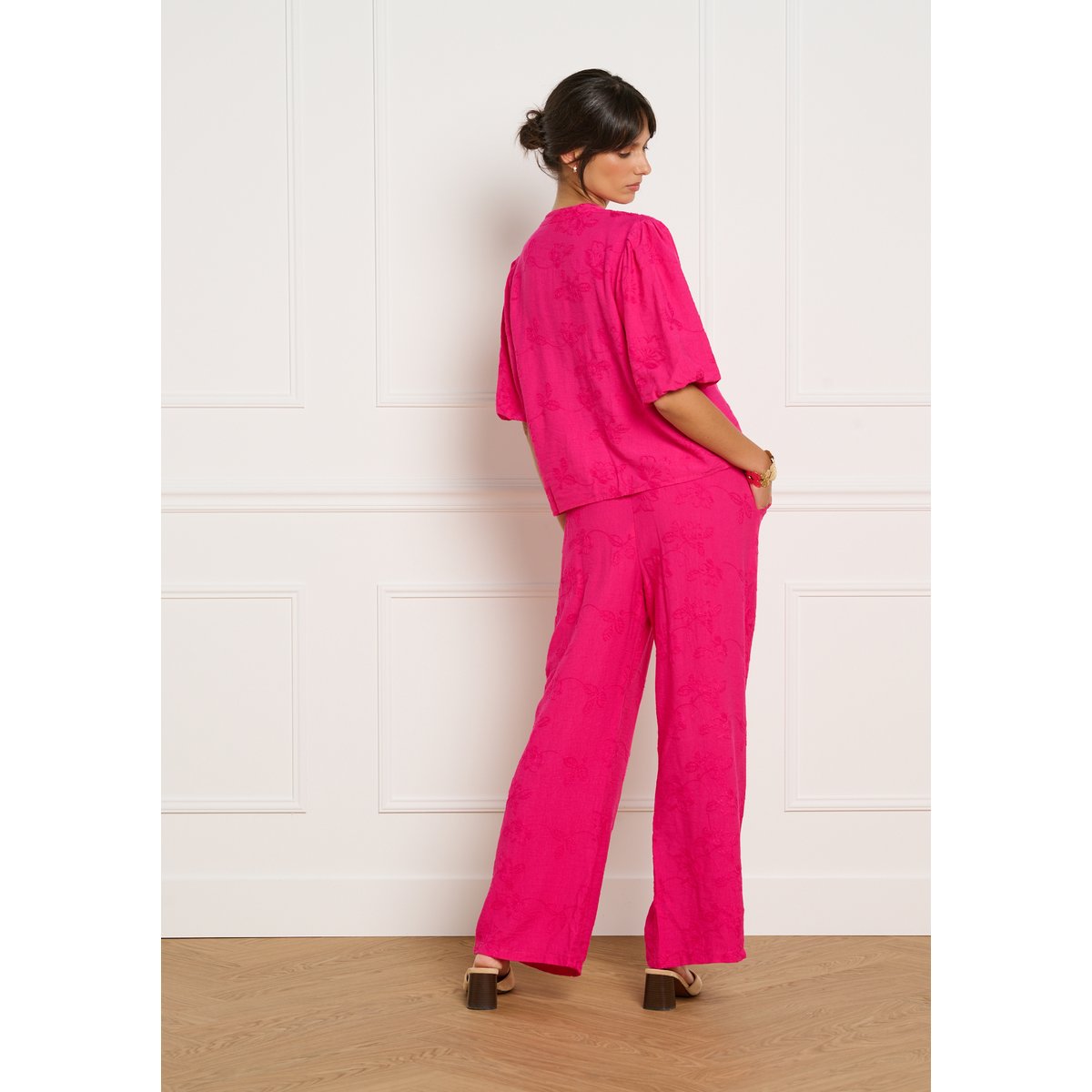 Pantalon brodé fluide fuchsia, LOLALIZA