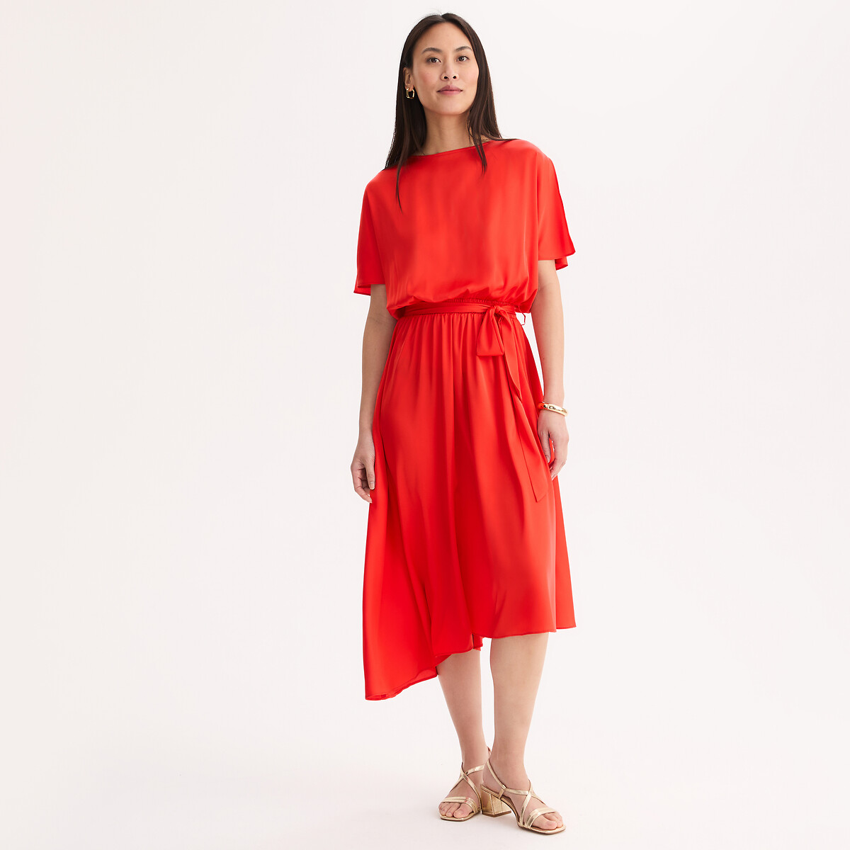 Robe longueur genou manches courtes en satin corail, ANNE WEYBURN