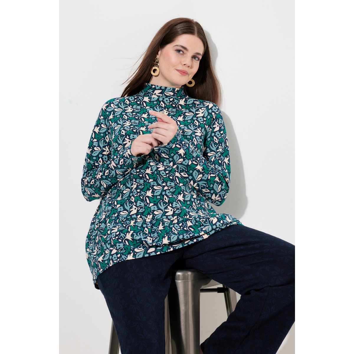 T-shirt long en coton bio motif à fleurs marine, ULLA POPKEN