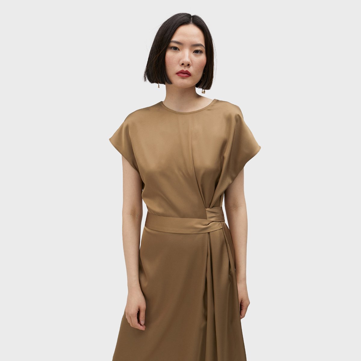 Robe longue ceinturée à manches courtes bronze, LOLA CASADEMUNT