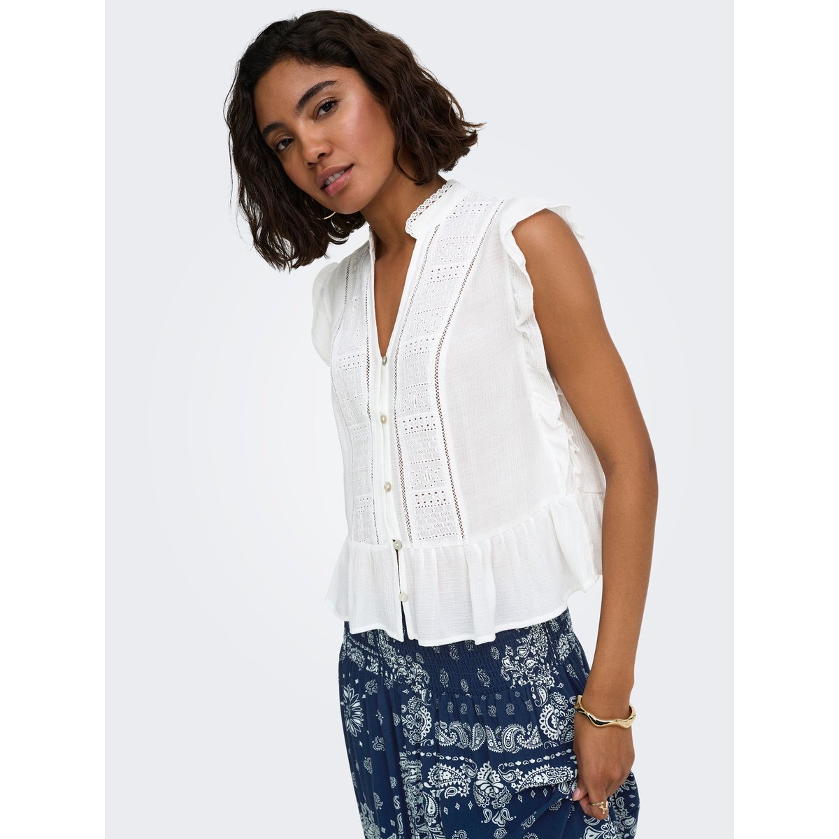 Top bright white, ONLY