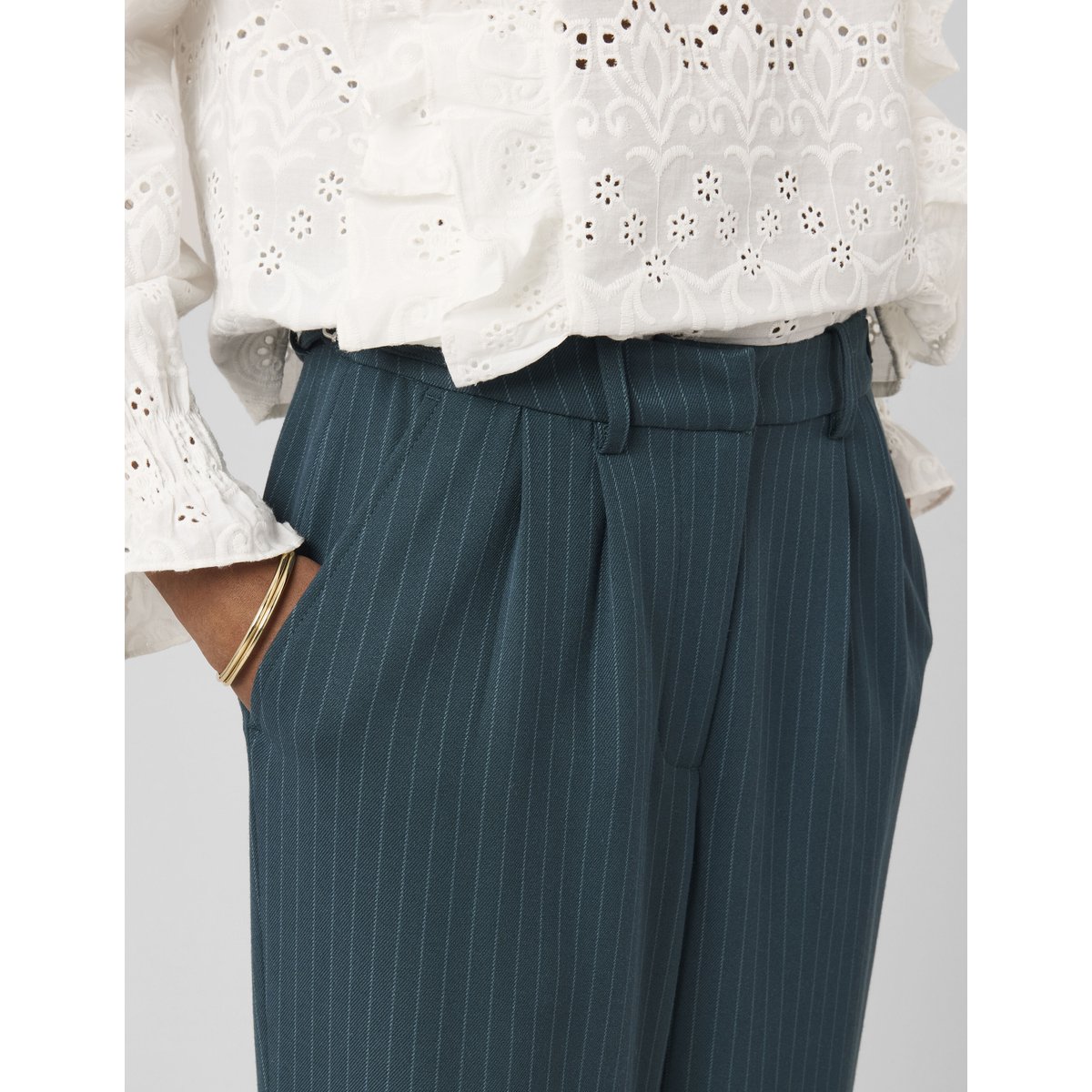 Pantalon tailleur en polyester recyclé vert, BZB