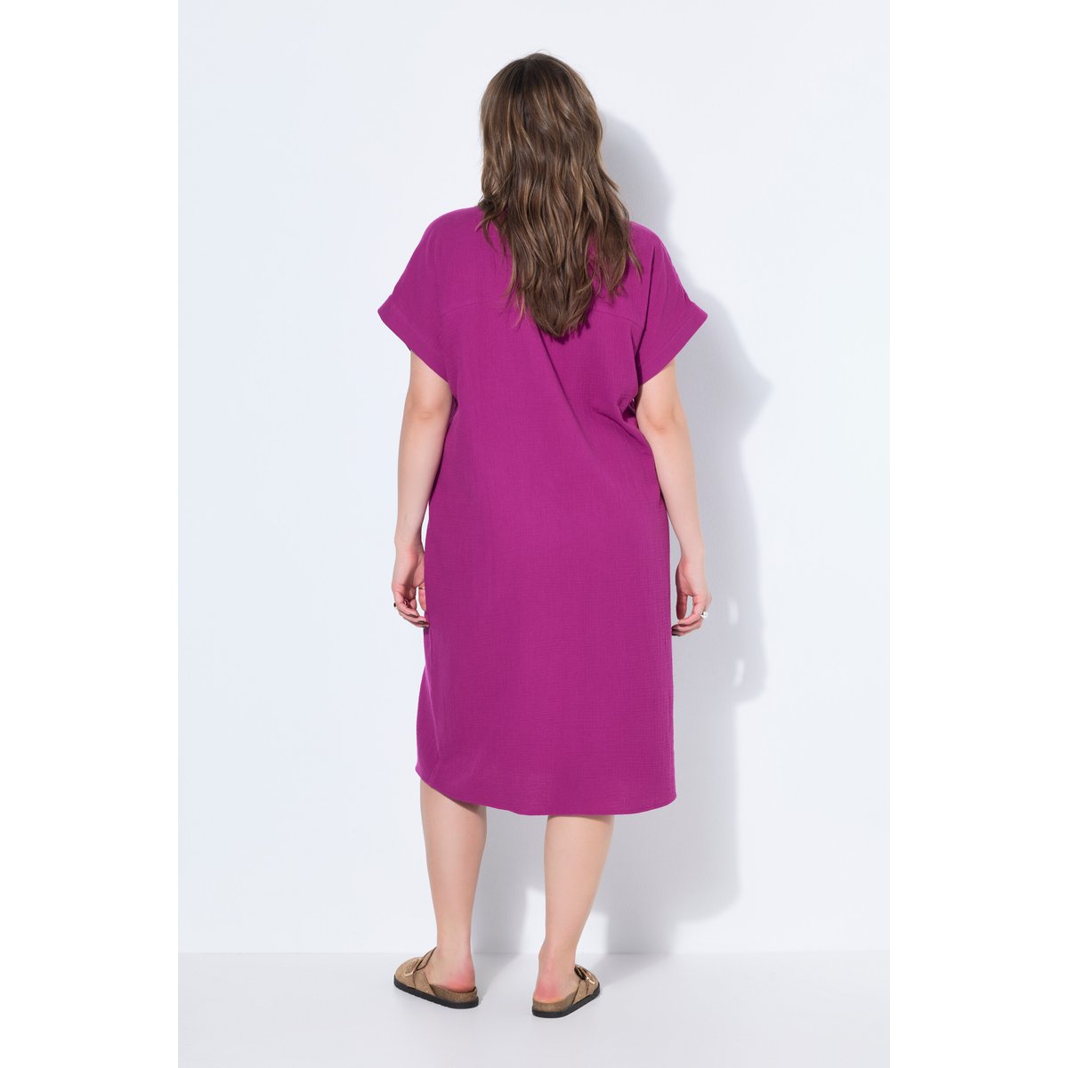 Robe-chemisier longue en mousseline magenta, STUDIO UNTOLD