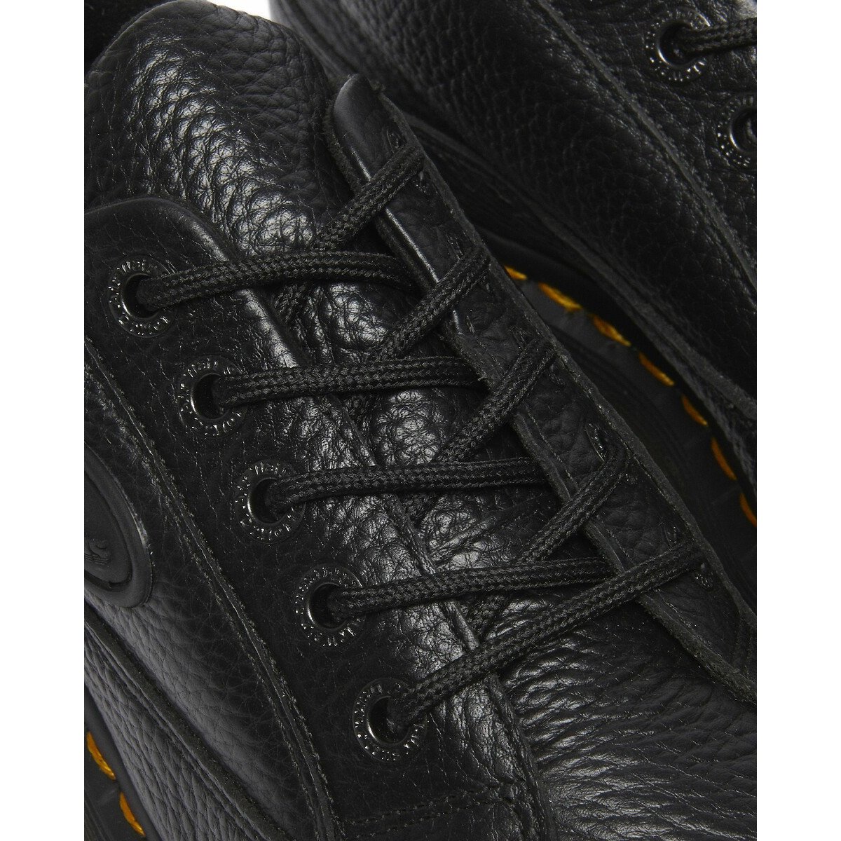 Chaussures Buzz en cuir Milled Nappa noir, DR. MARTENS