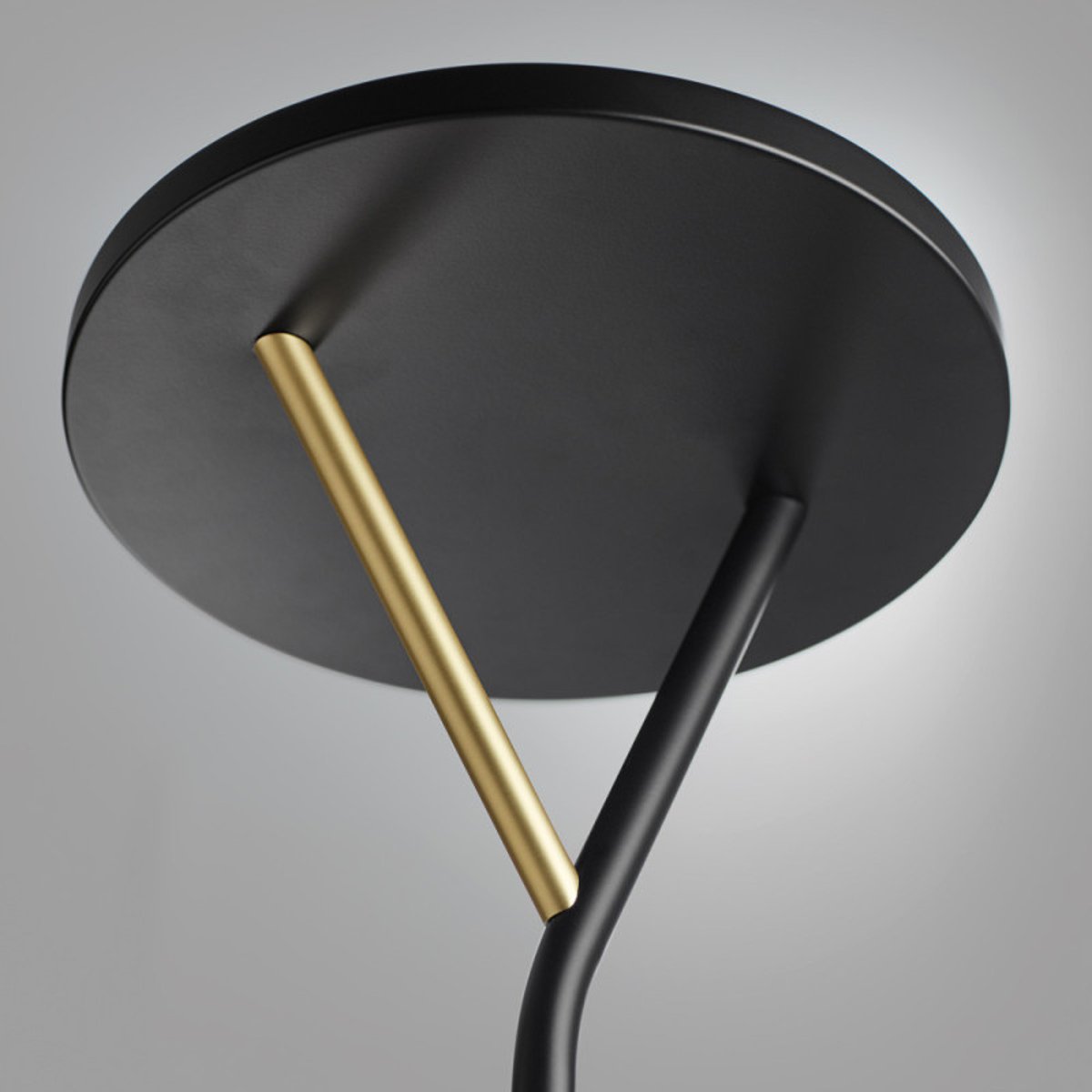 Lampadaire led avec liseuse noir mat Plano noir, MILLUMINE