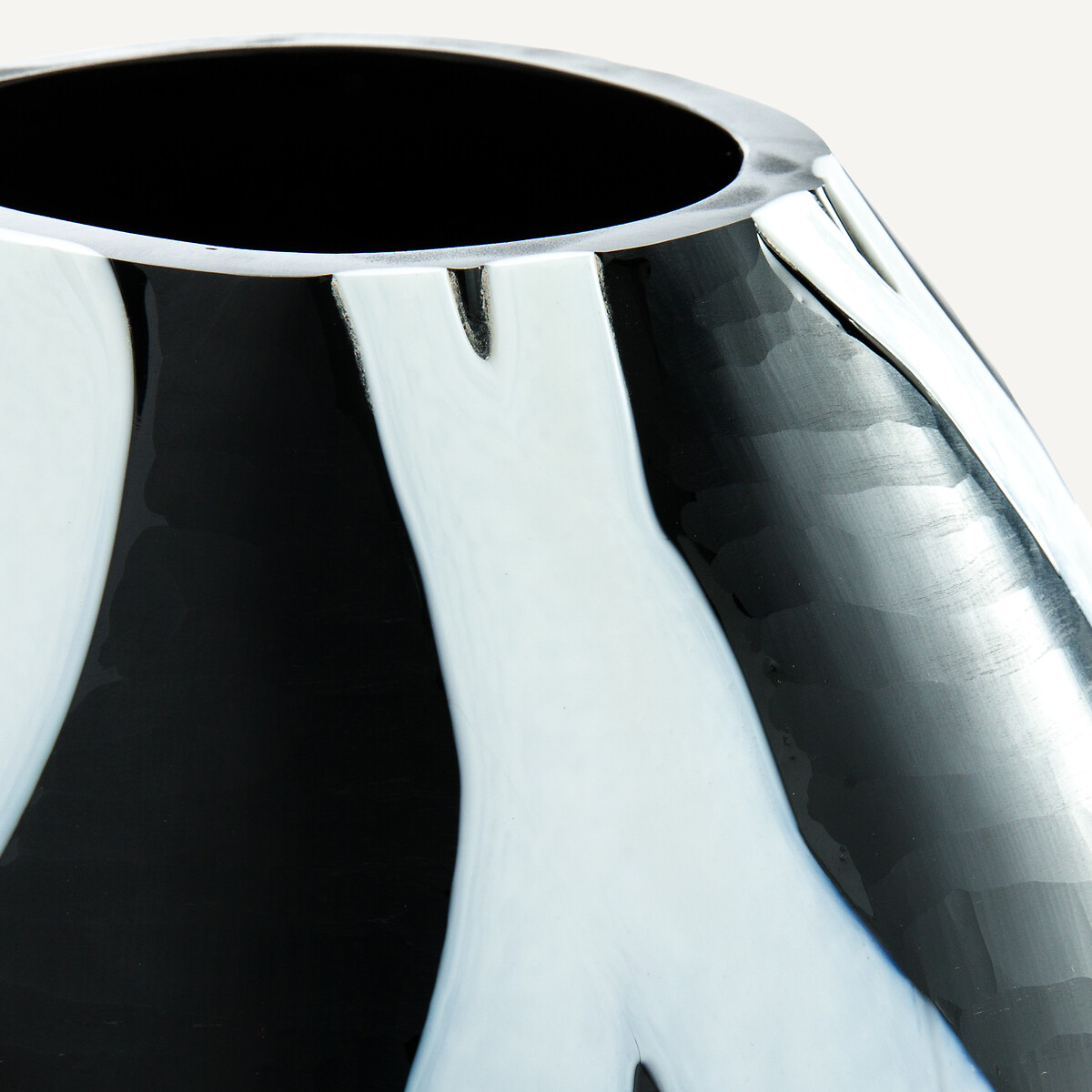 Vase en verre soufflé à la bouche, H20 cm, Neza noir/blanc, AM.PM