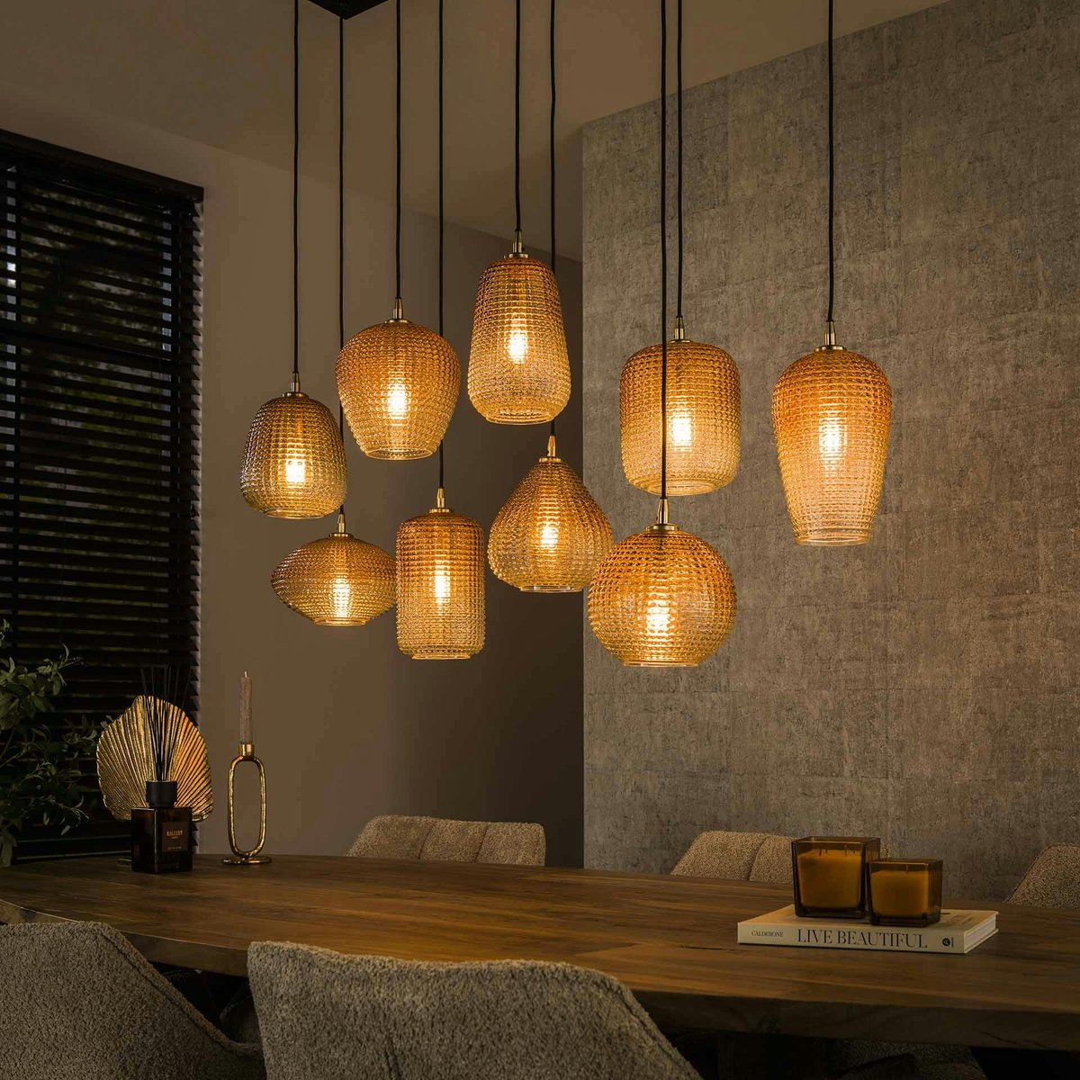 Suspension en verre ambré motif pois 9 abat-jour NOVA ecru, PIER IMPORT