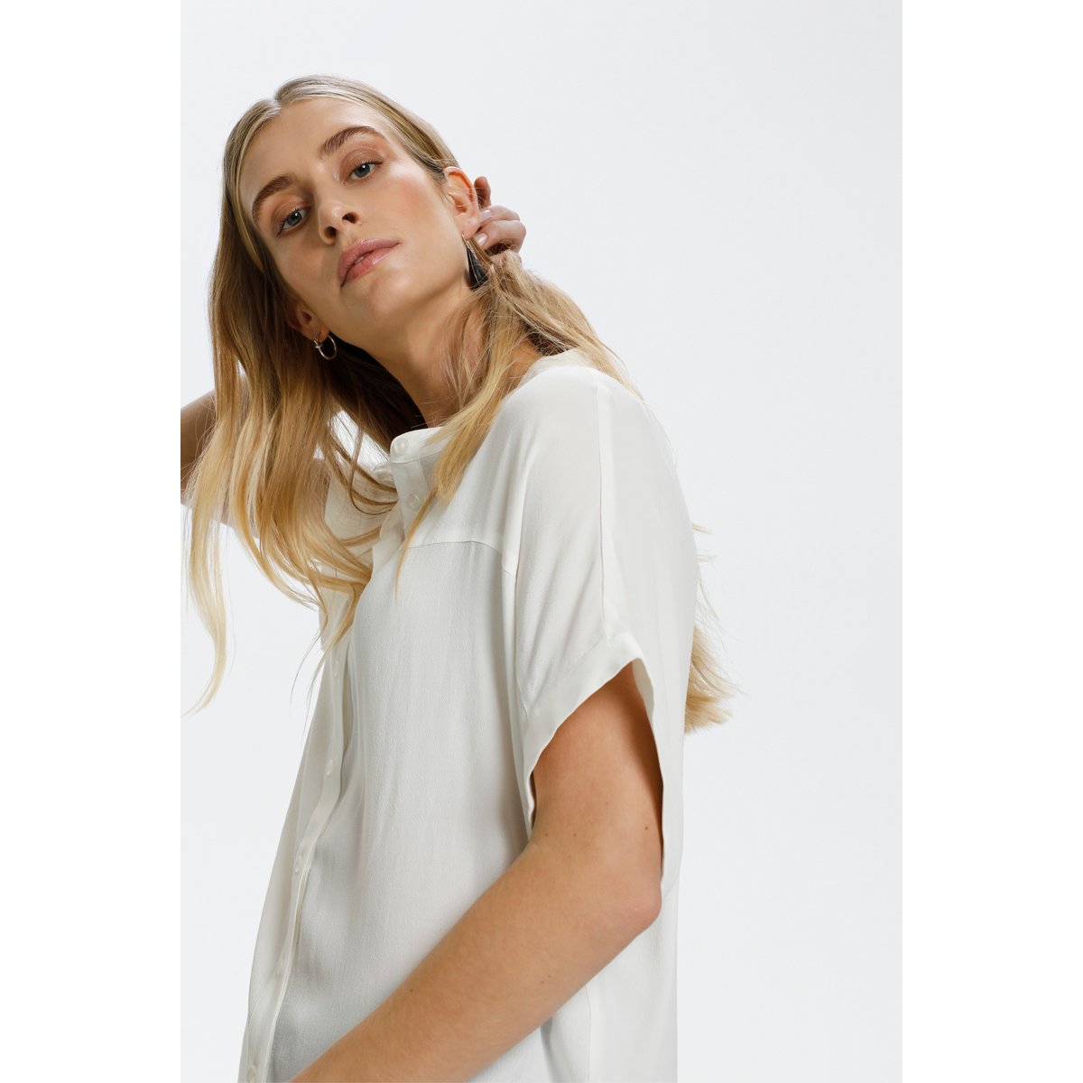 Chemise à manches courtes blanc broken white, SOAKED IN LUXURY