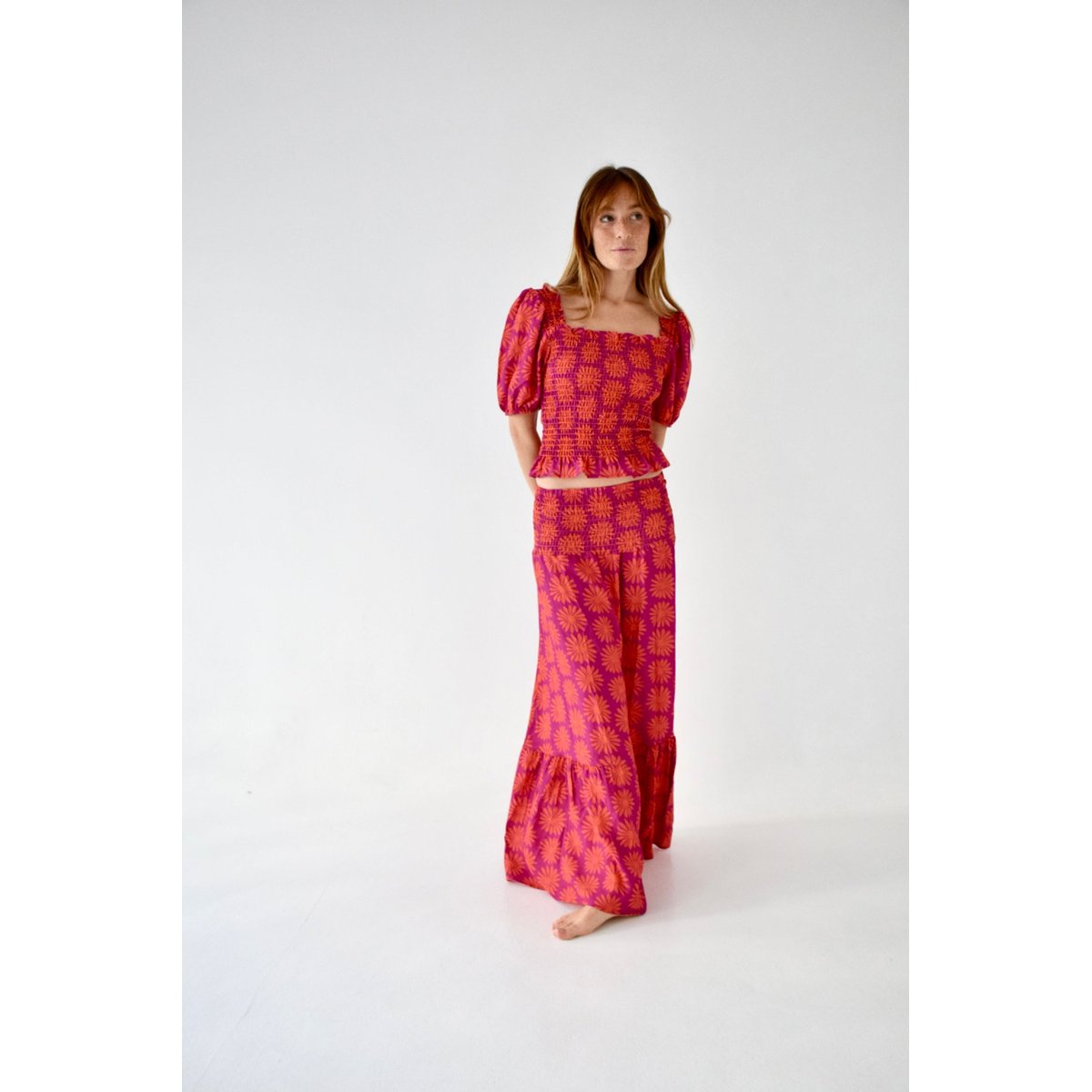 Top court smocké marguerites CASIOPEA rouge / orange, MINDTRAVELER