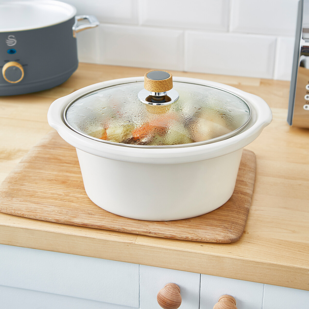 Nordic 3.5L Slow Cooker - SF17021 grey, SWAN