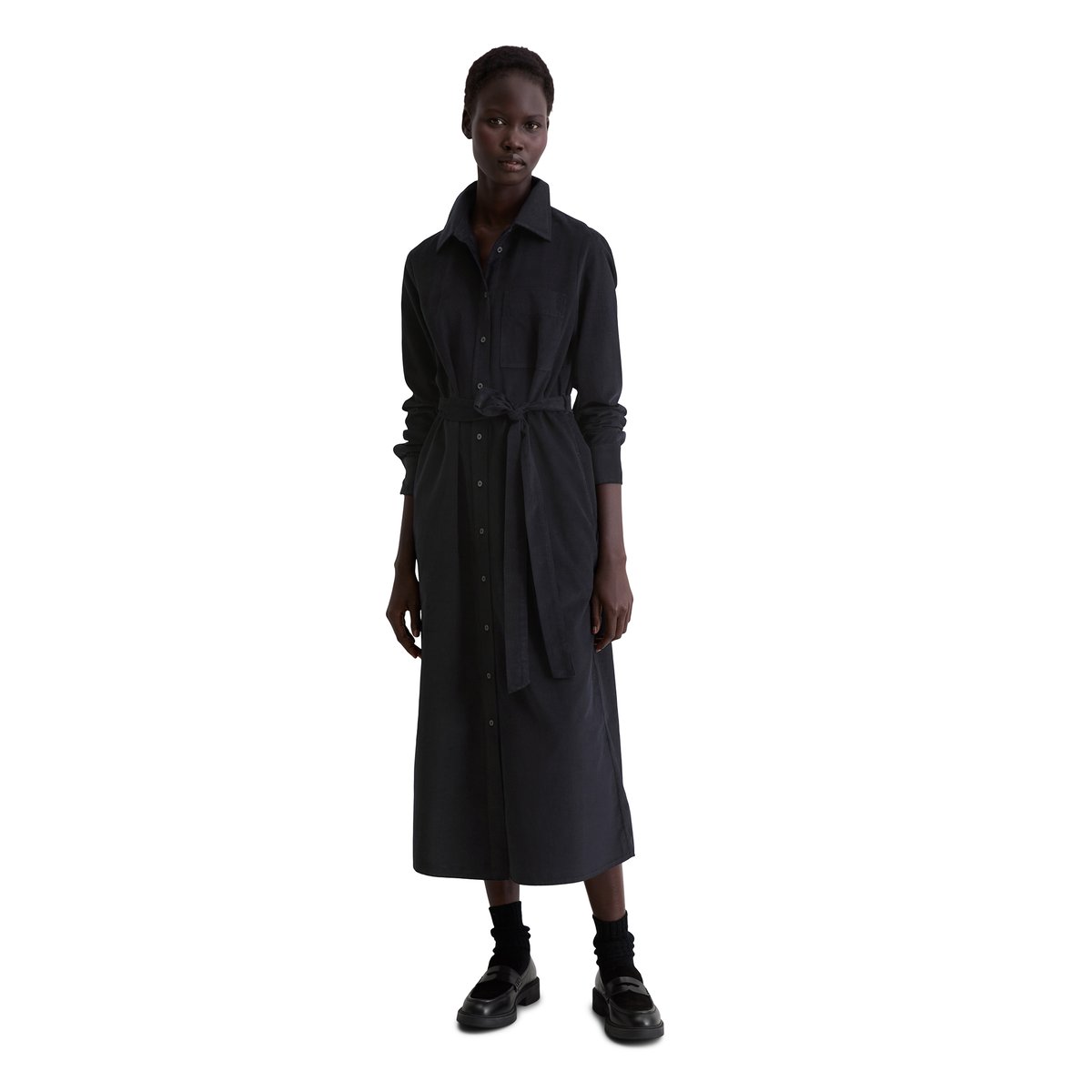 Robe en velours côtelé fin regular en doux mélange de coton organique et de lyocell bleu foncé, MARC O'POLO