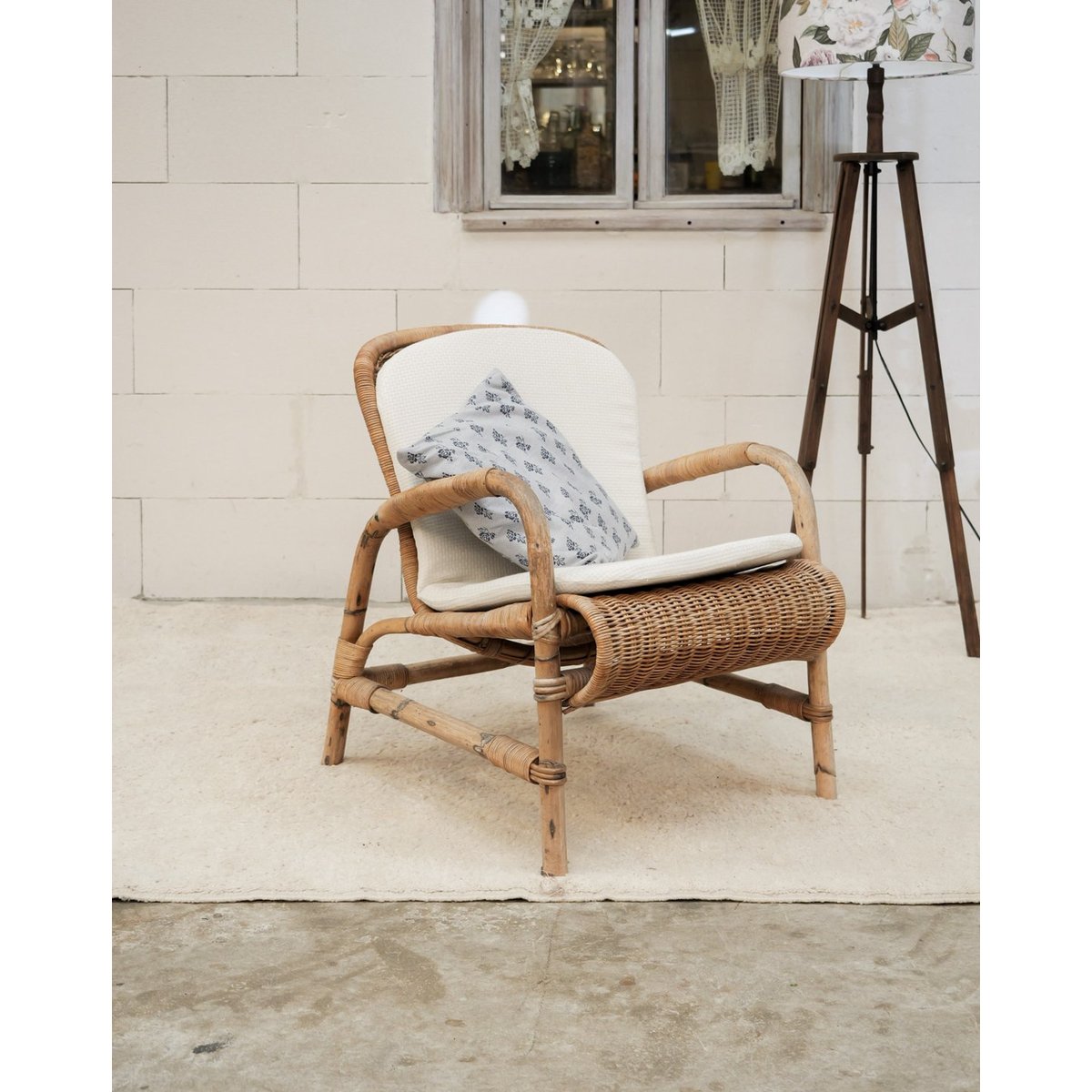 Fauteuil en osier Ernest N°1605 - Bon état bois clair, DEBONGOUT