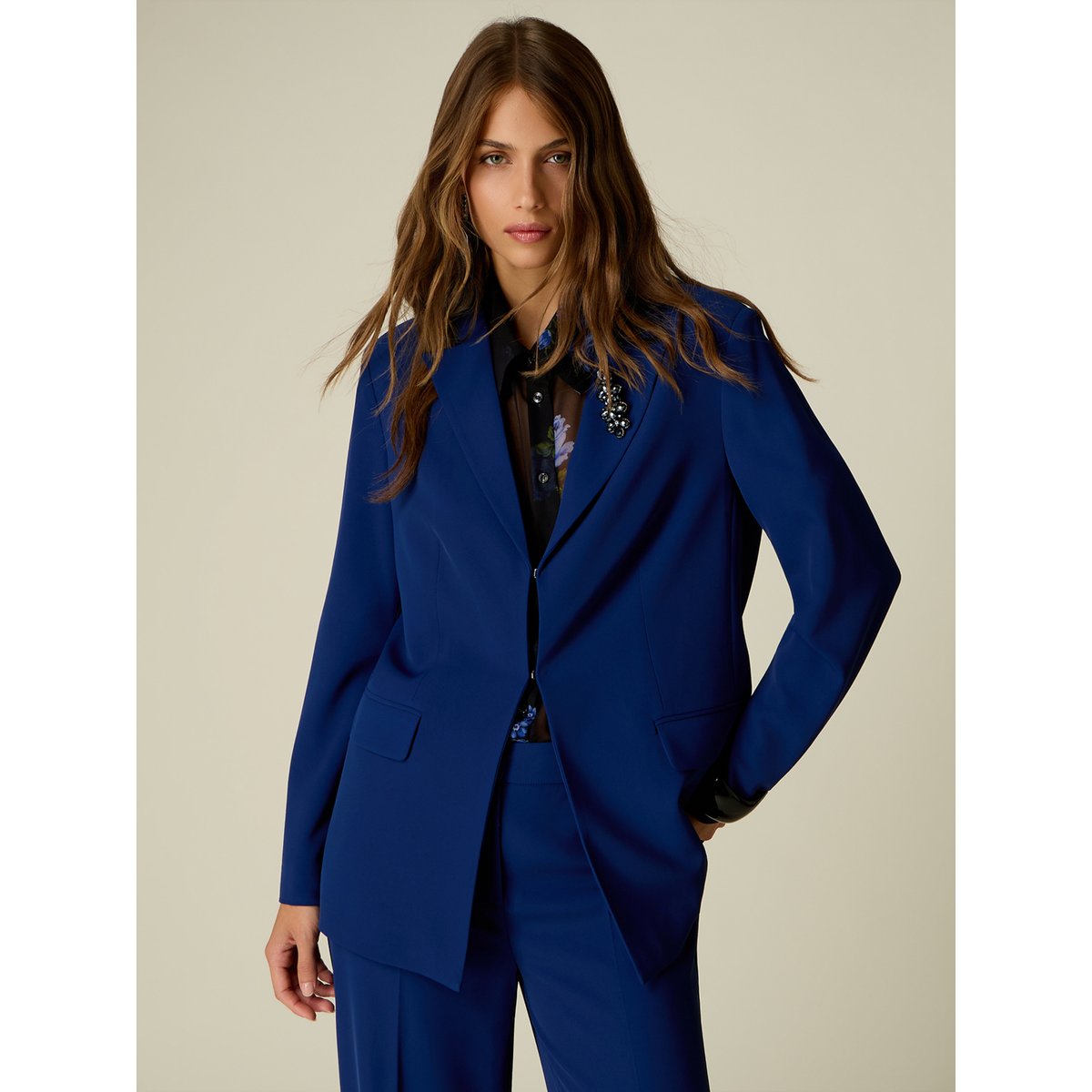 Blazer avec broche bijou bleu, OLTRE