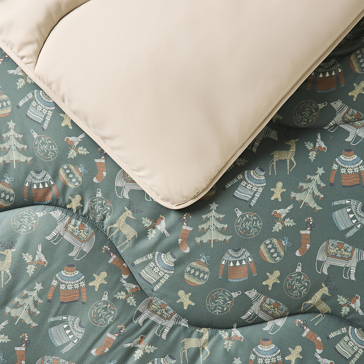 10.5 Tog Coverless Duvet And Pillowcase Set Christmas green, NIGHT LARK