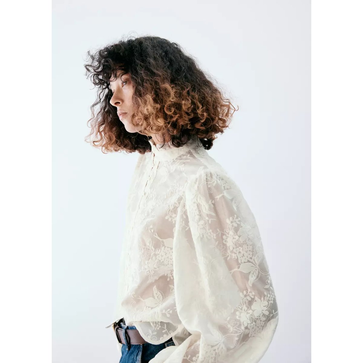 Chemisier en lyocell broderie florale écru, MANGO