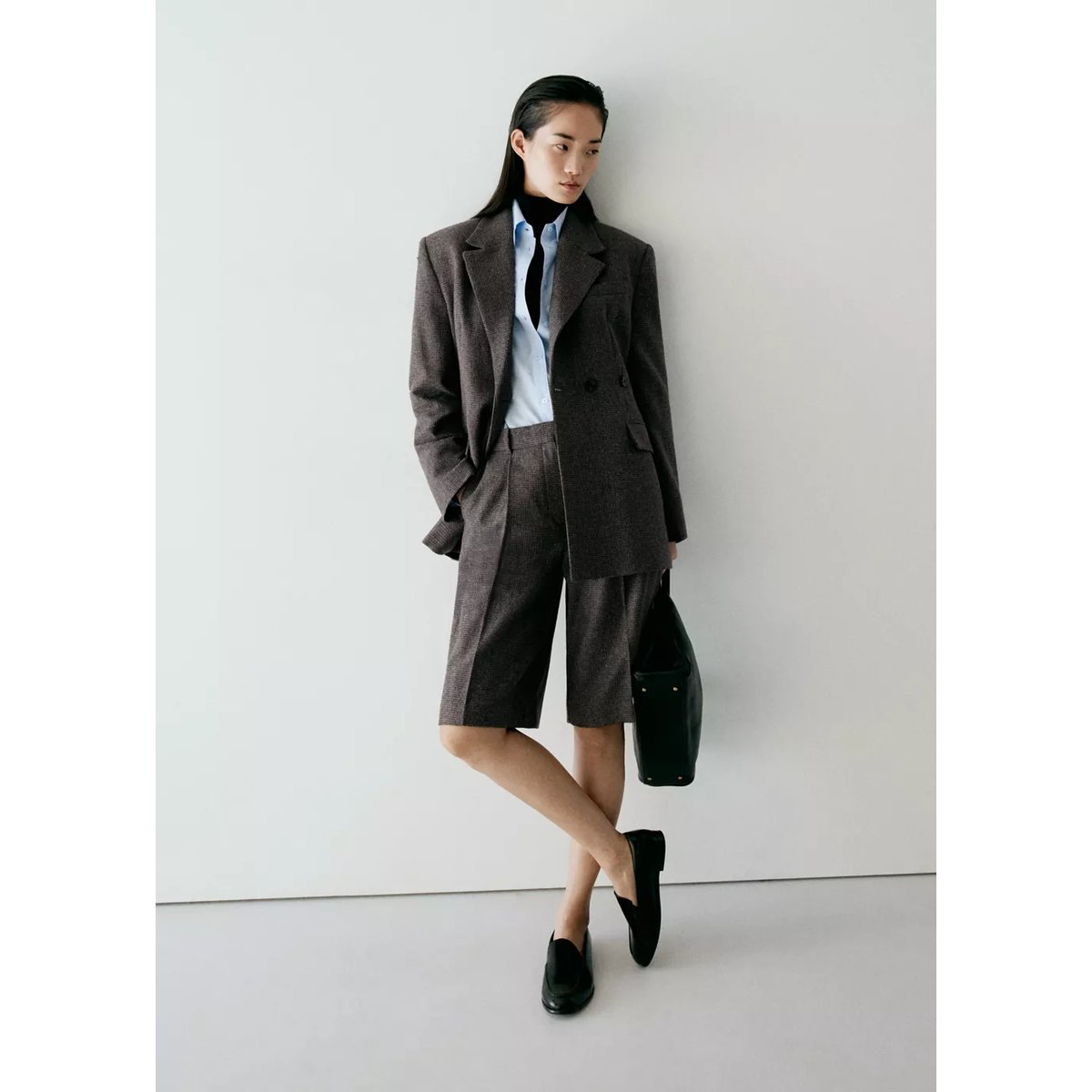 Bermuda straight fit pinces marron moyen, MANGO