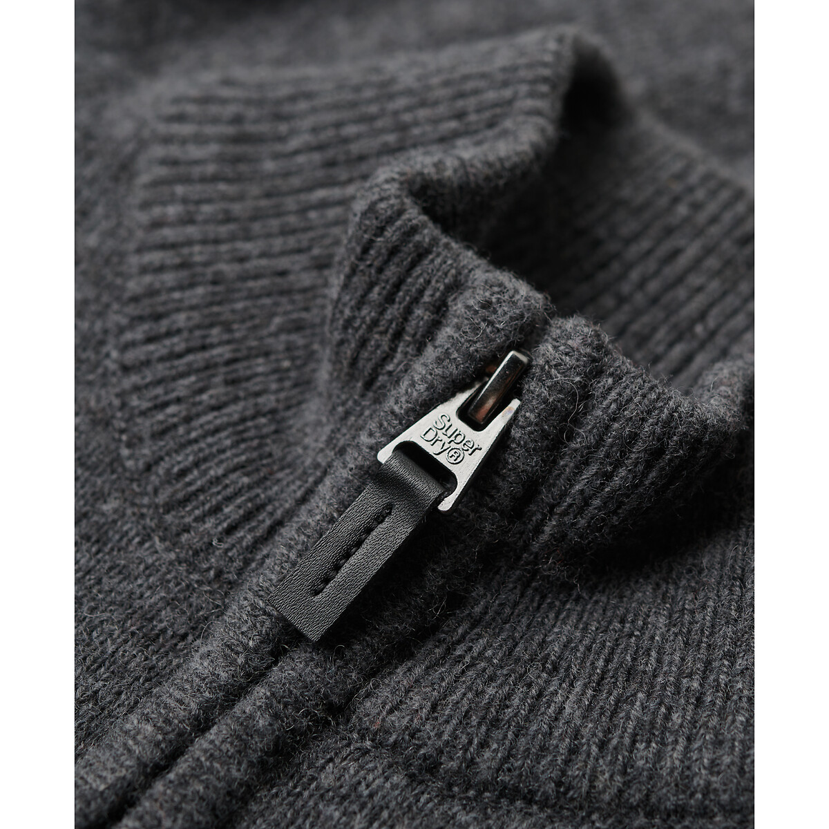 Pull brodé demi-zippé Essential gris, SUPERDRY