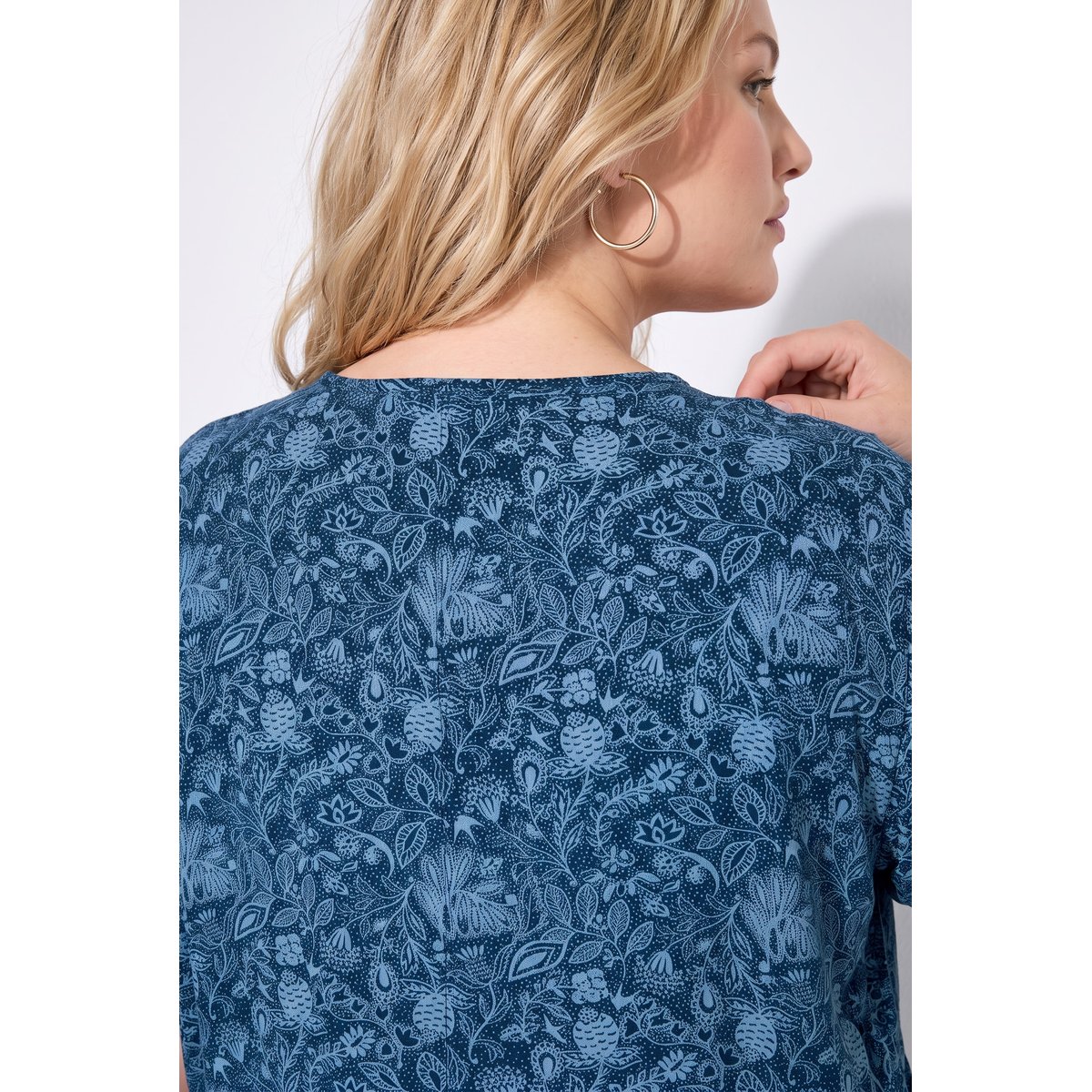 Blouse, coupe trapèze, fermeture à nœuds marine, ULLA POPKEN
