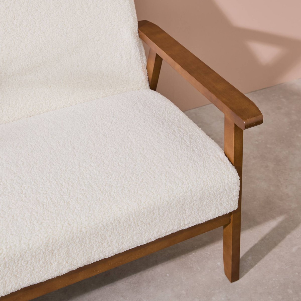 Banquette 2 places + fauteuil 1 place bois d'hévéa teinté noyer clair et bouclette ISAK crème, SWEEEK