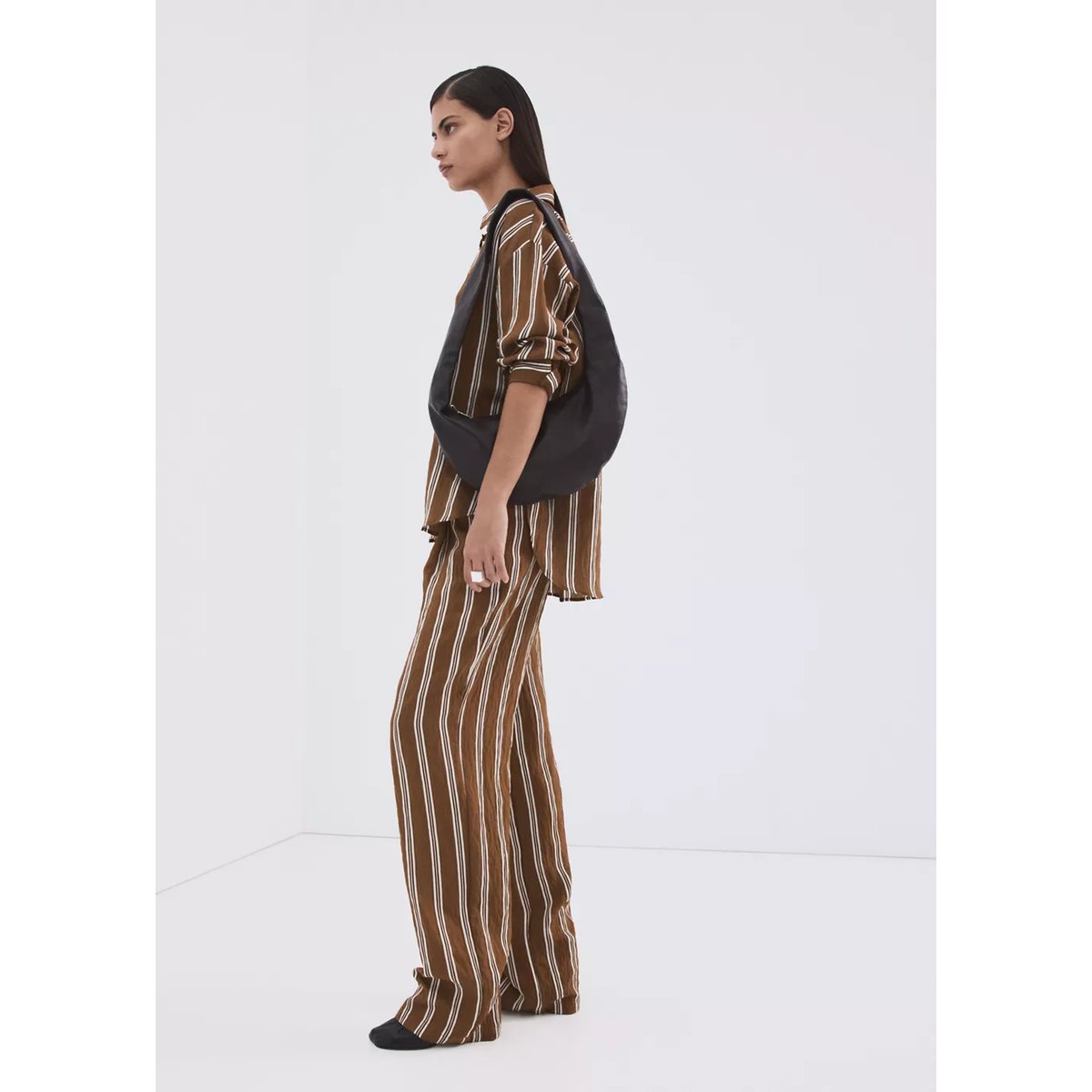 Pantalon rayures pinces marron, MANGO