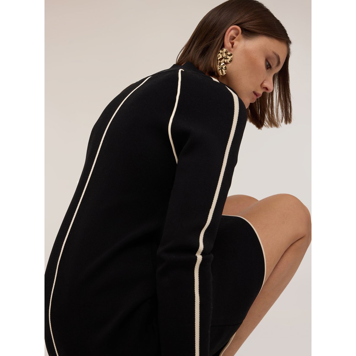 Robe avec liserés contrastants noir, MOTIVI