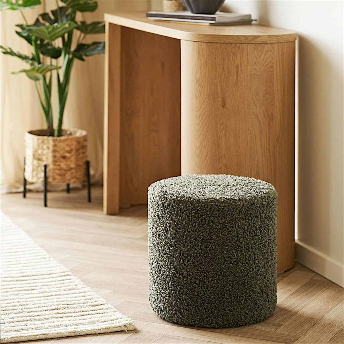 Pouf rond en bouclette verte teddy BERLIN vert, PIER IMPORT