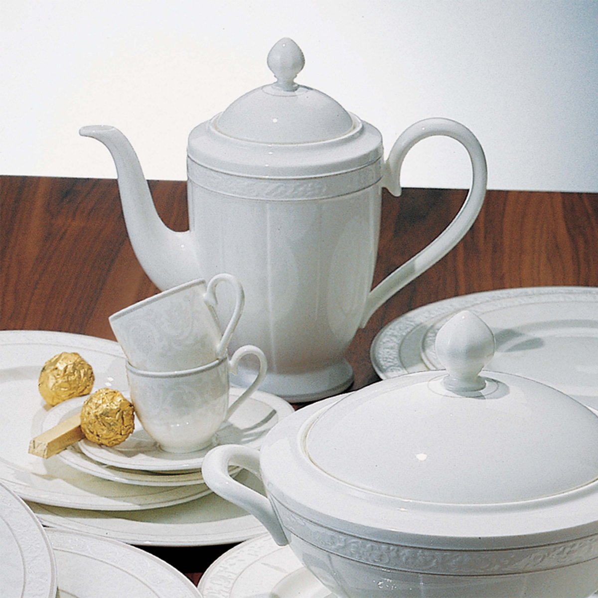 Soucoupe Tasse Moka GRAY PEARL couleur unique, VILLEROY & BOCH SIGNATURE