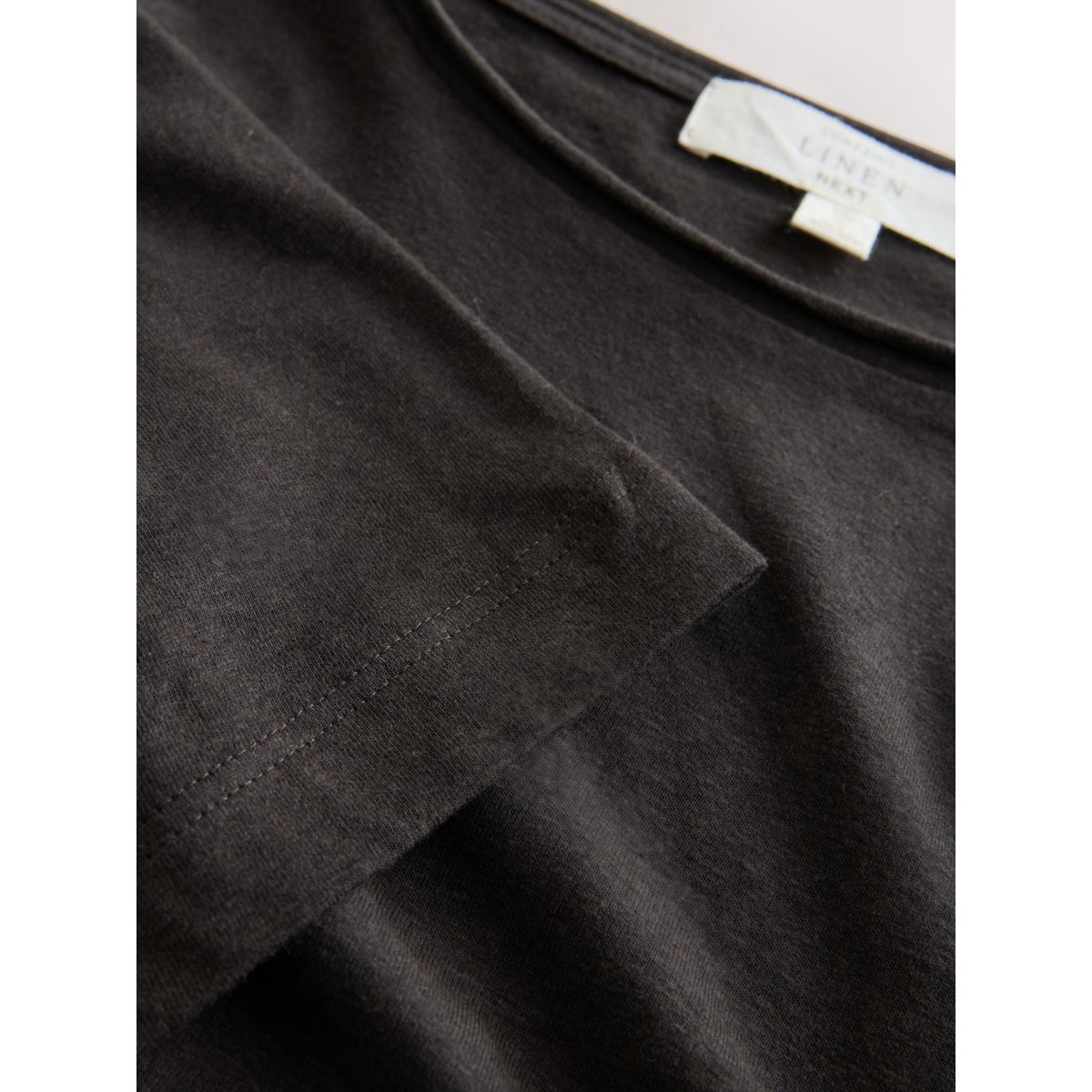 Robe midi à manches courtes en lin mélangé marron chocolat, NEXT