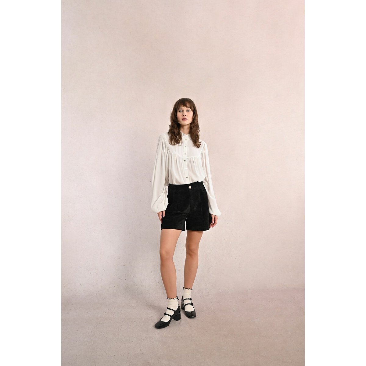 High Waist Velour Shorts black, MOLLY BRACKEN