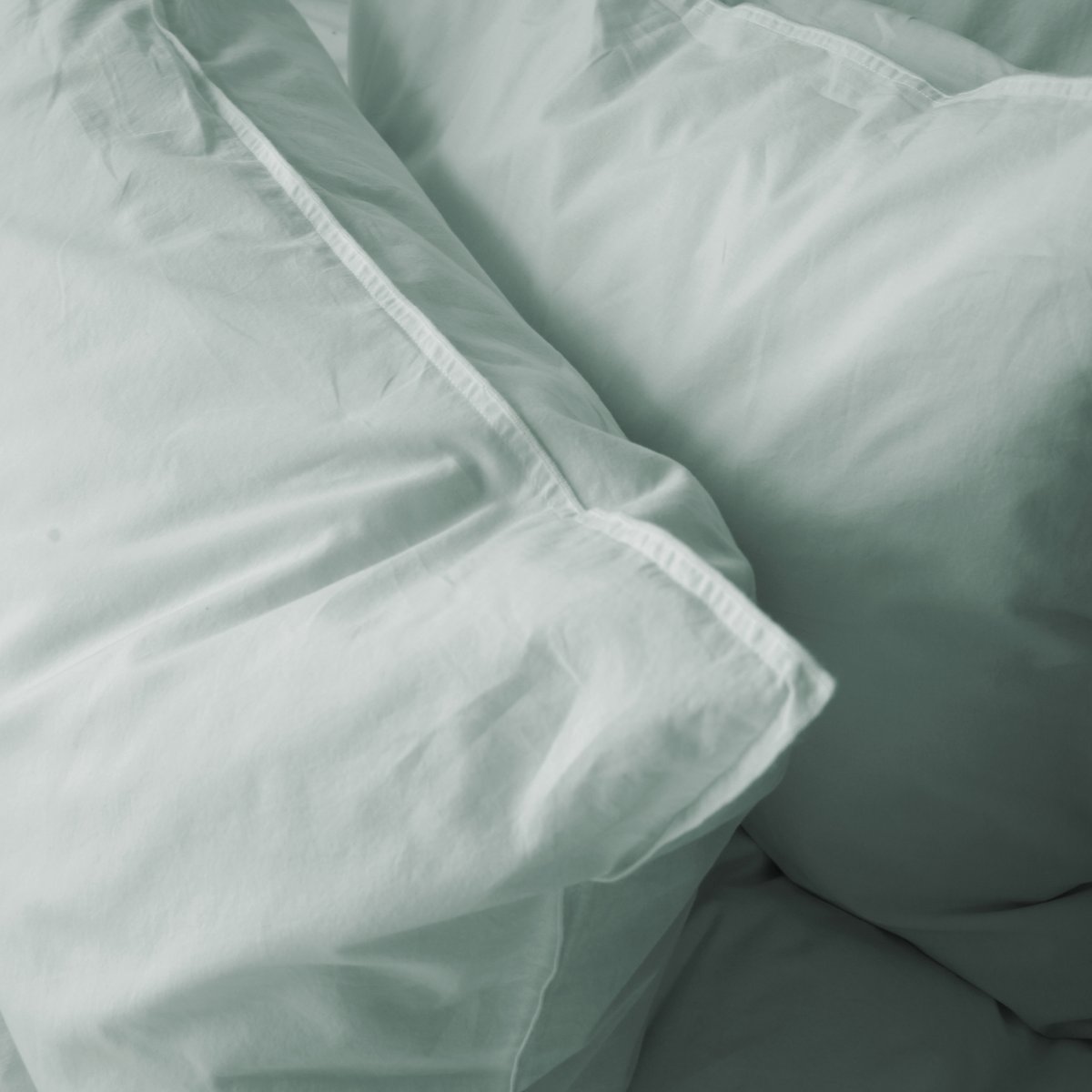 Housse de couette unie en percale de coton lavé, DOUCEUR LAVÉE céladon, BLANC CERISE